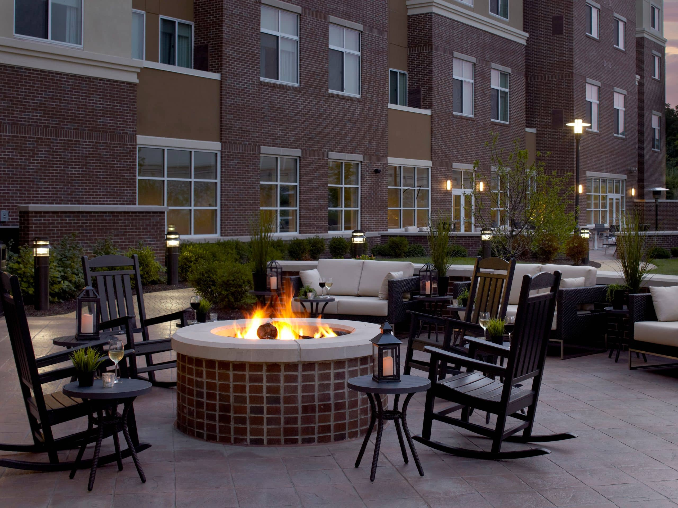 King Of Prussia Hotel Hyatt House Philadelphia King Of Prussia   PHLXK P022 Firepit.4x3 