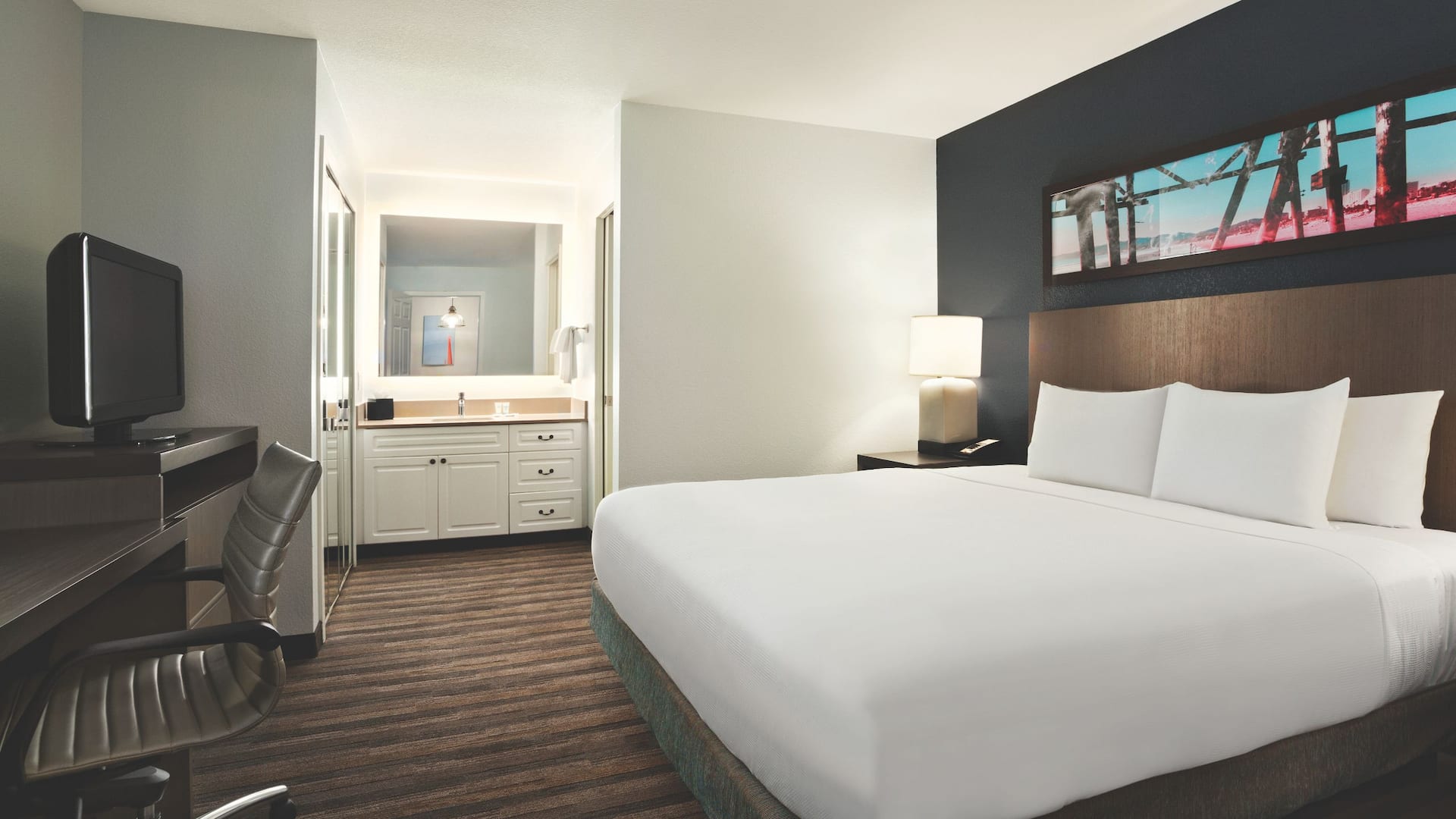 Hyatt House Pleasant Hill Two BR Second Bedroom