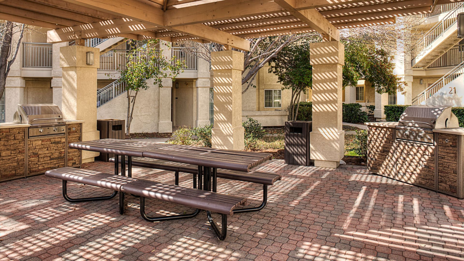 Hyatt House Dallas/Addison BBQ