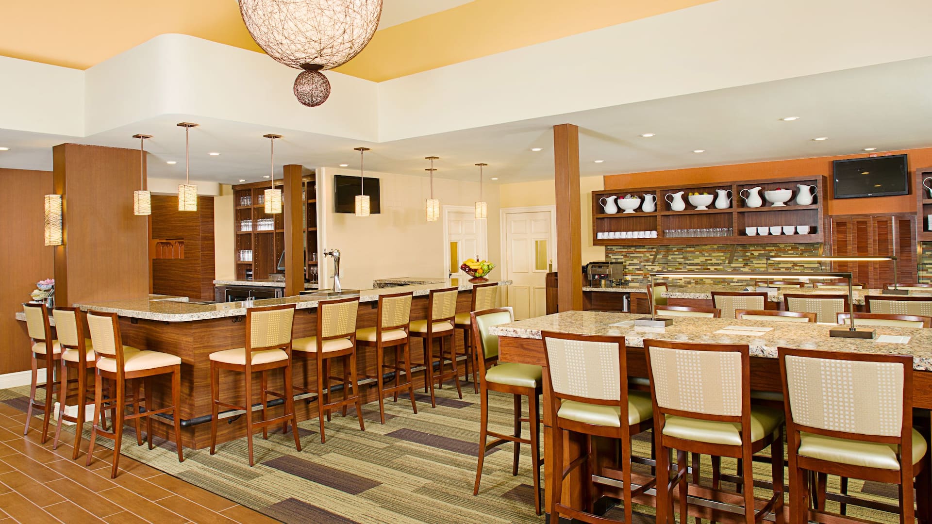 Hyatt House Dallas/Addison H Bar