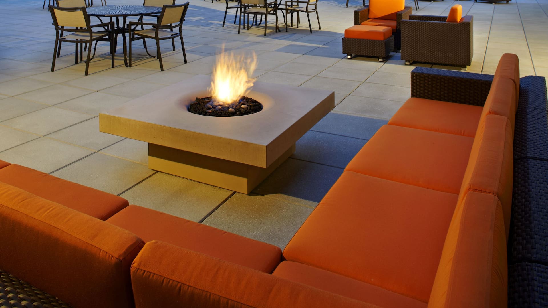 Hyatt House Pittsburgh-South Side Patio Fire Pit