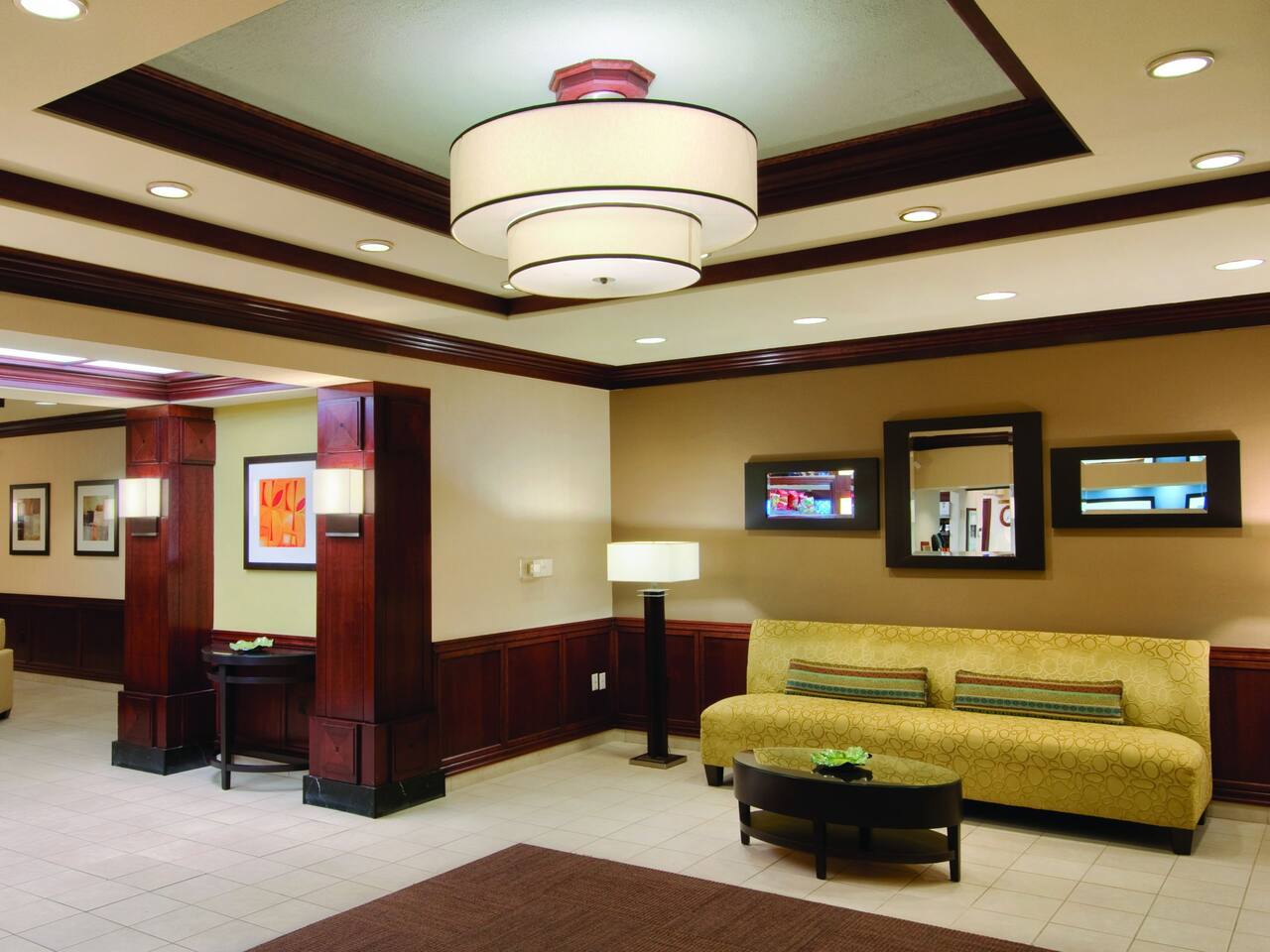 Hyatt House Public Seating