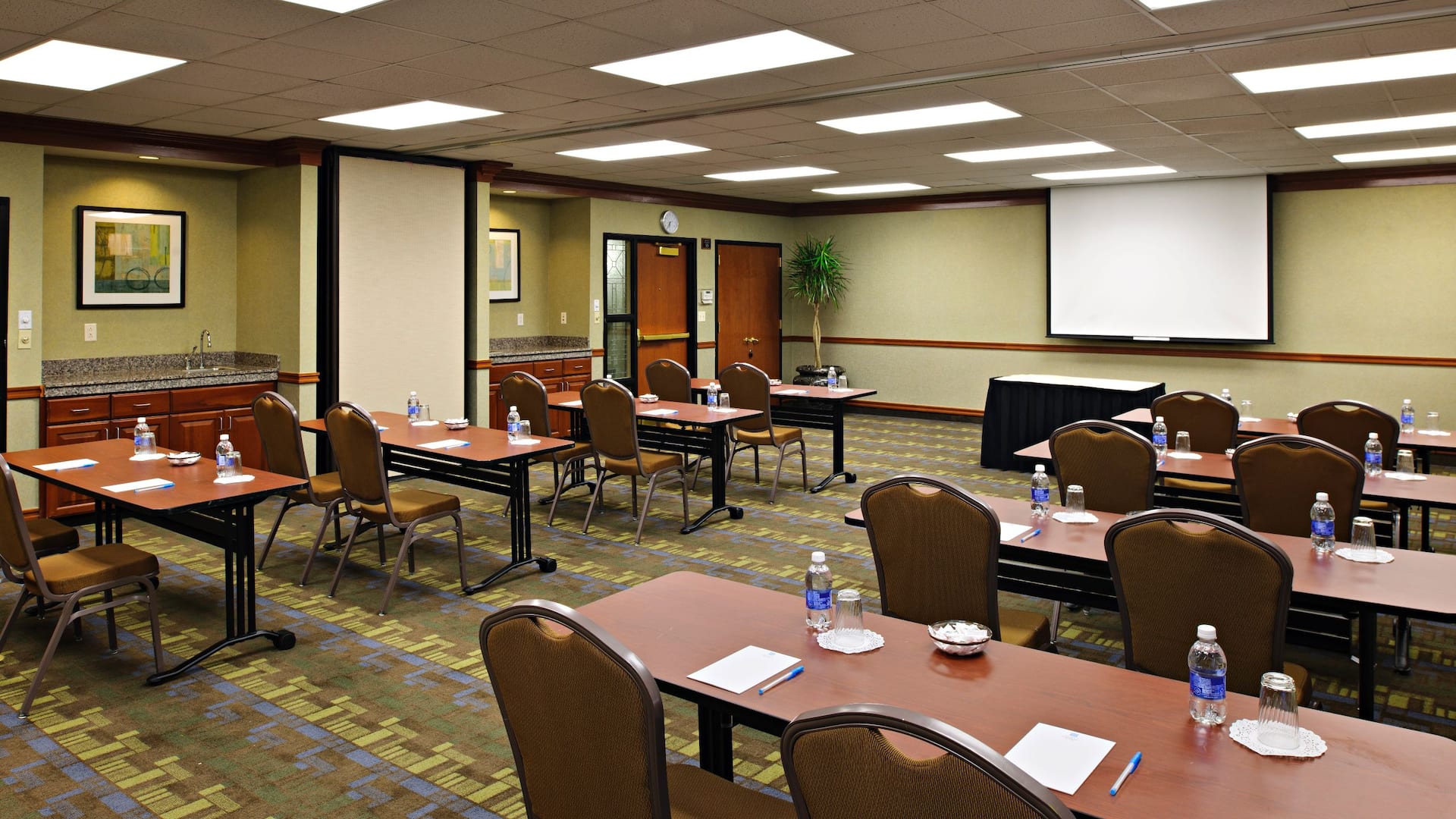 Hyatt House White Plains Classroom Meeting