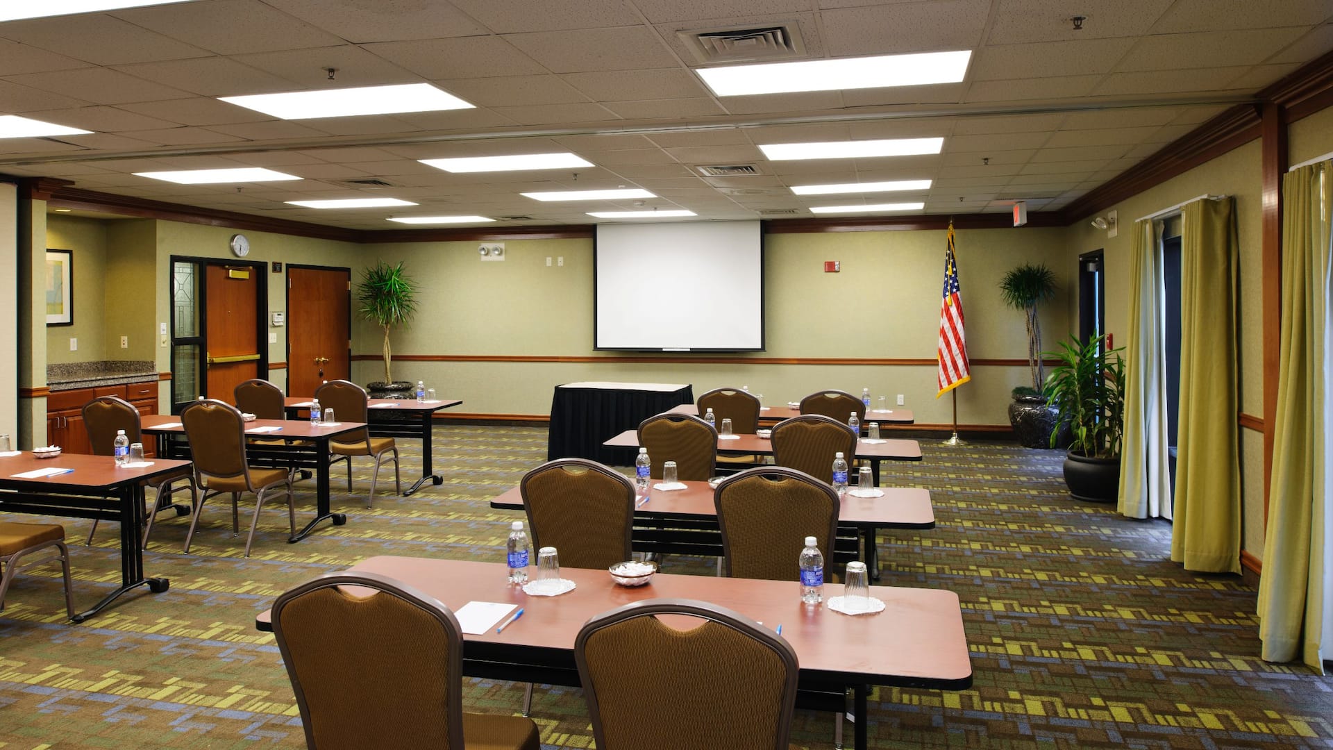 Hyatt House Meeting room