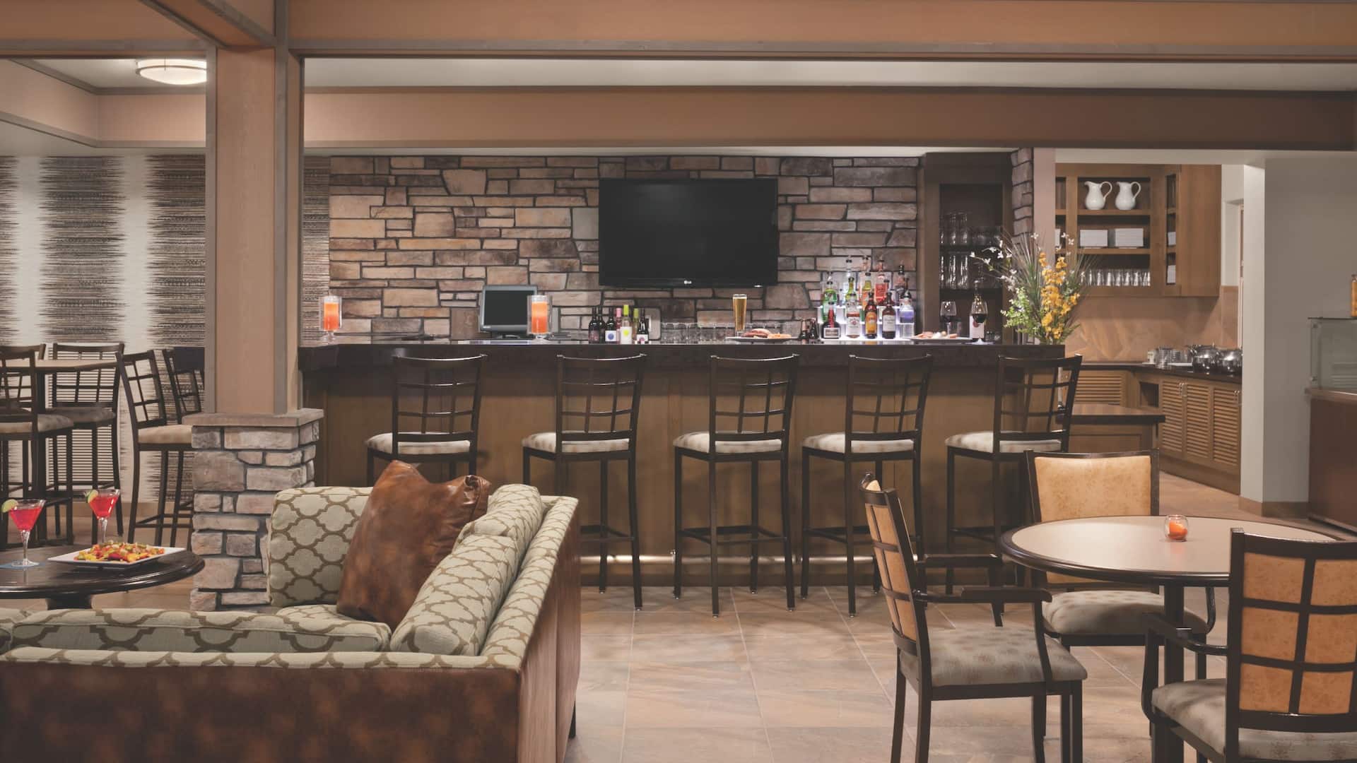 Hyatt House Minot HBar Lounge