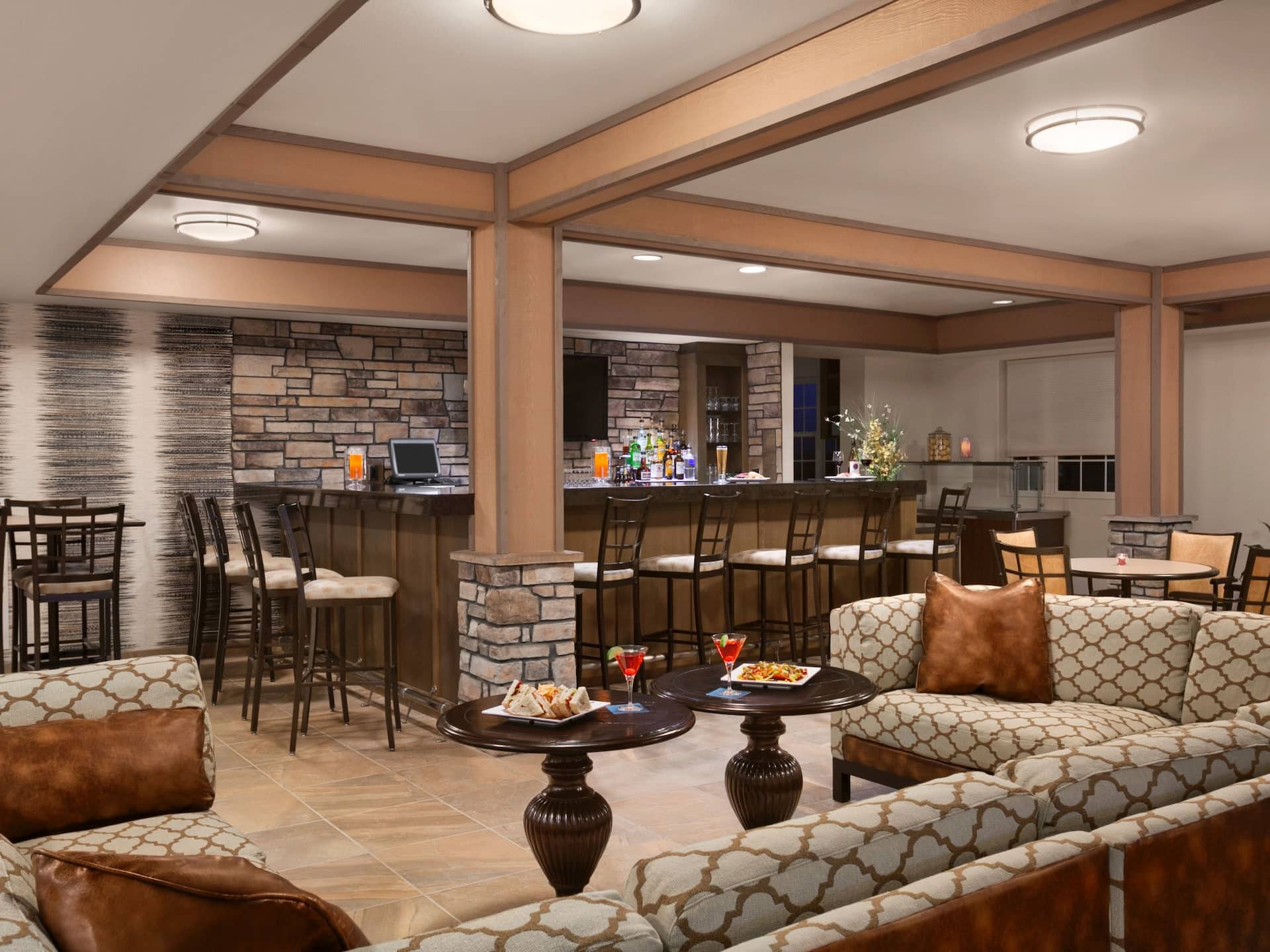 Hyatt House Minot Hbar Lounge