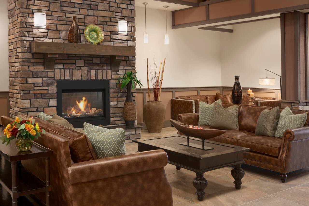 Hyatt House Guest House Lobby