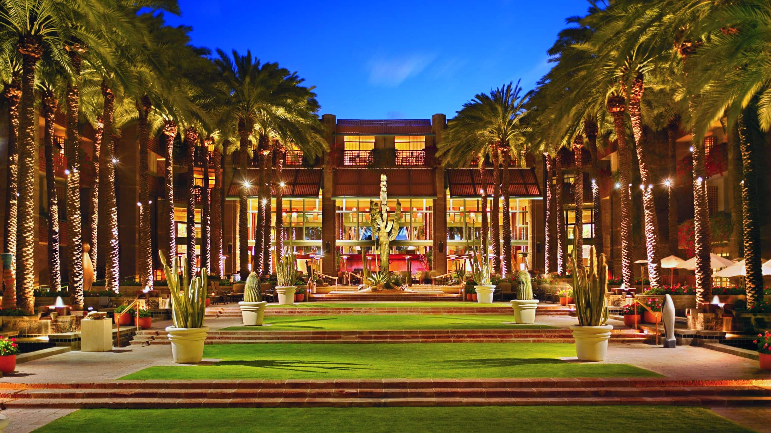 Scottsdale AZ Resort Events Hyatt Regency Scottsdale   SCOTT P098 Exterior Courtyard.16x9 