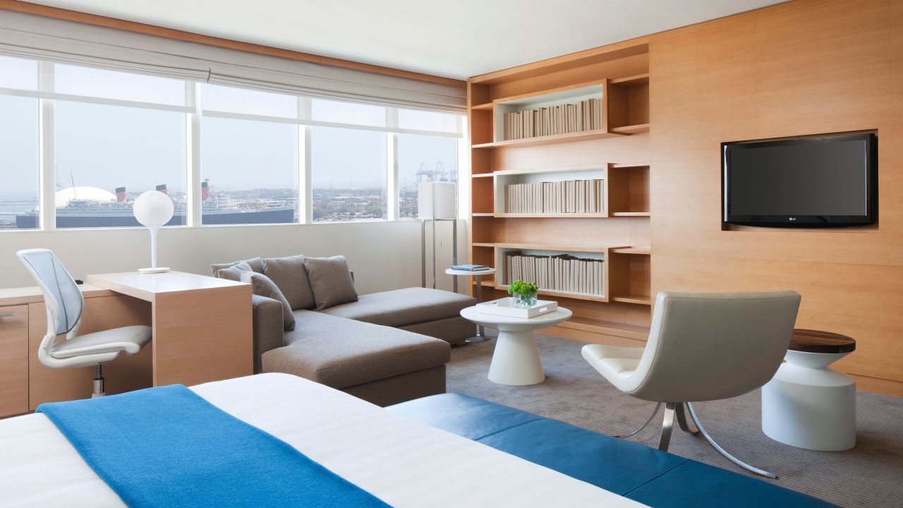 Modern Long Beach Lodging Near Catalina Island Hyatt Regency Executive King Room