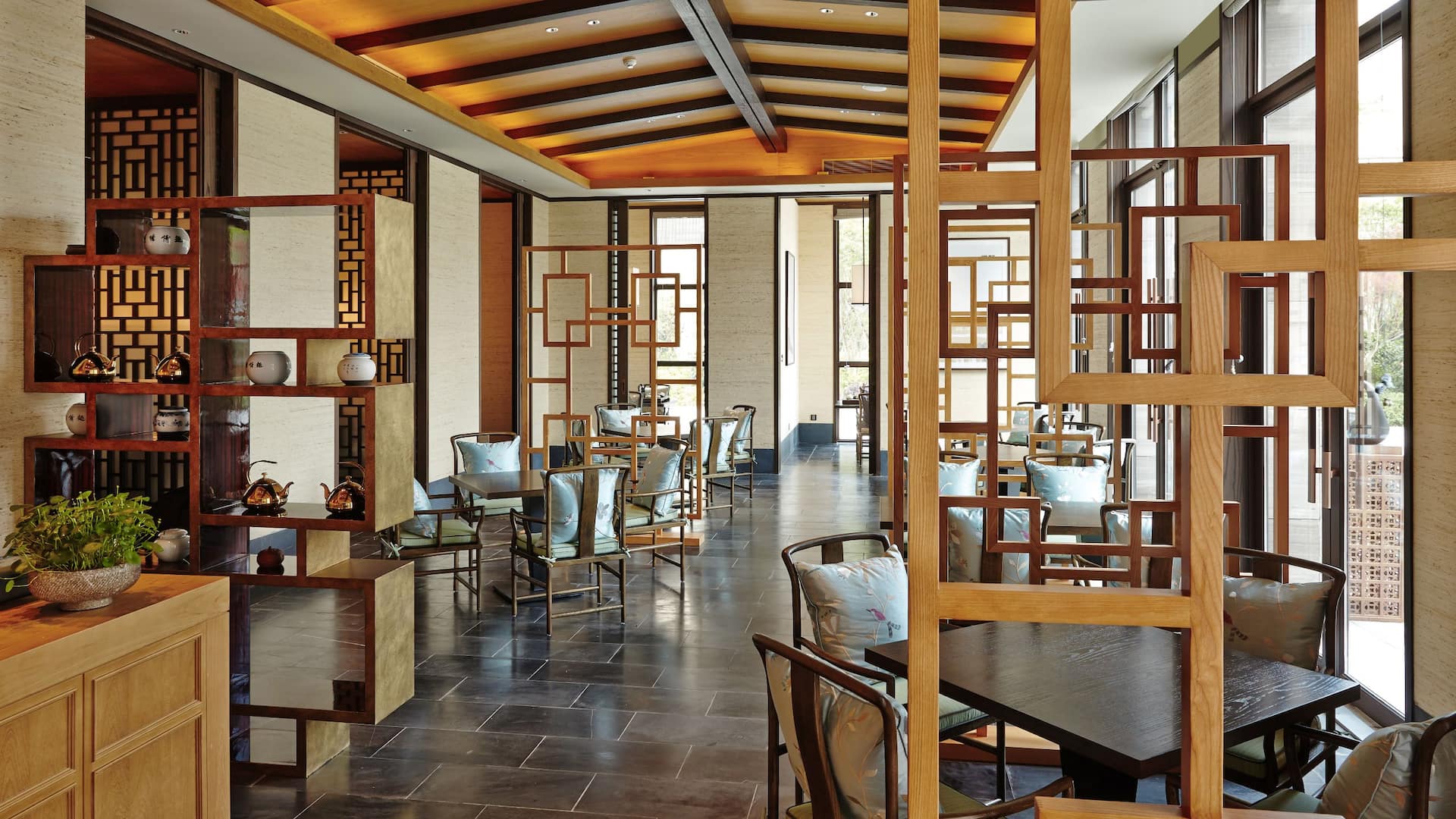 Hyatt Regency Chongming Tea House Dining Hall