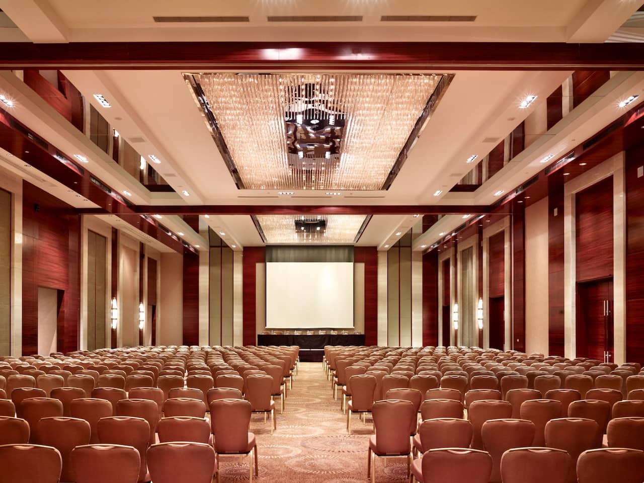 Ballroom-Theatre-Setup