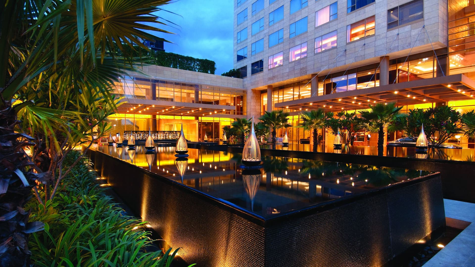 Hyatt Regency Pune & Residences Courtyard