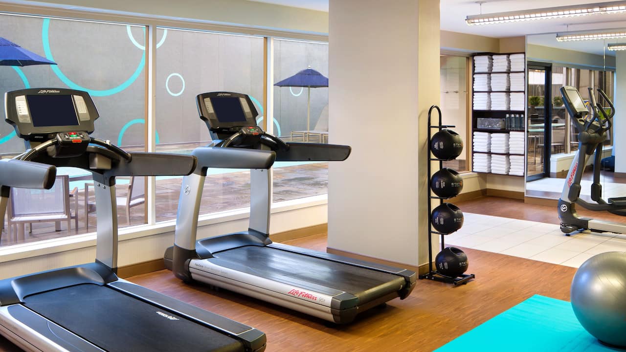 Hotel fitness center in Downtown Vancouver