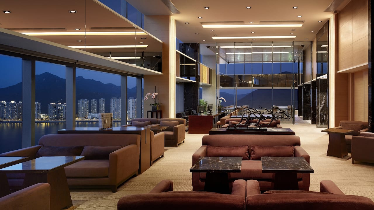 Regency Club Lounge