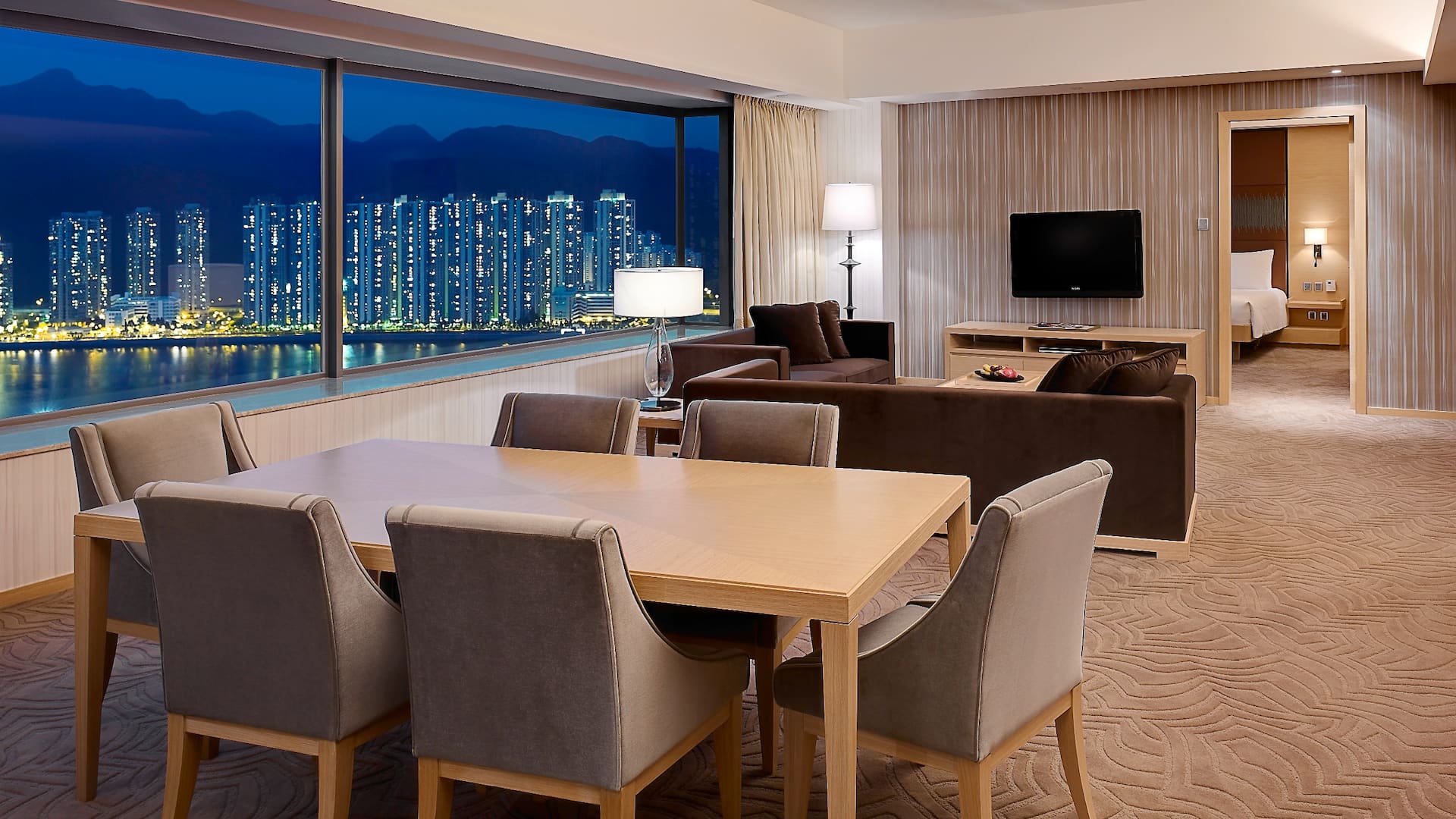 1/3 Hyatt Regency Hong Kong, Sha Tin Two Bedroom Deluxe Executive