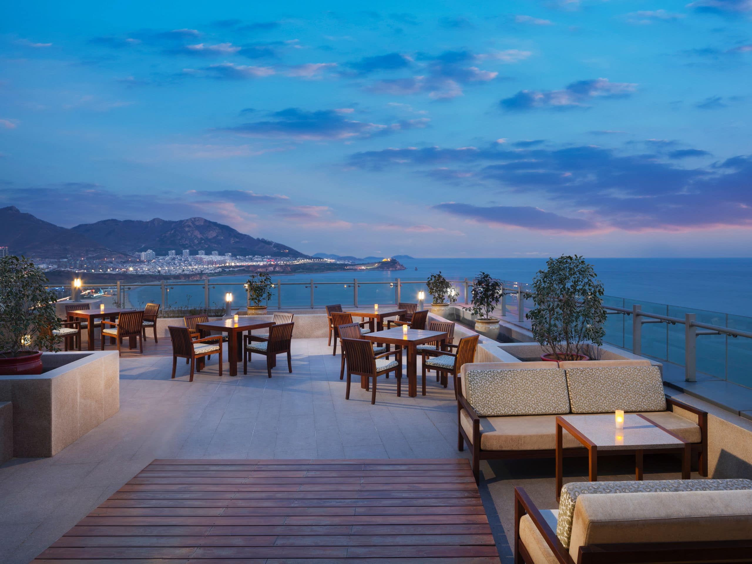 青岛山港凯悦酒店