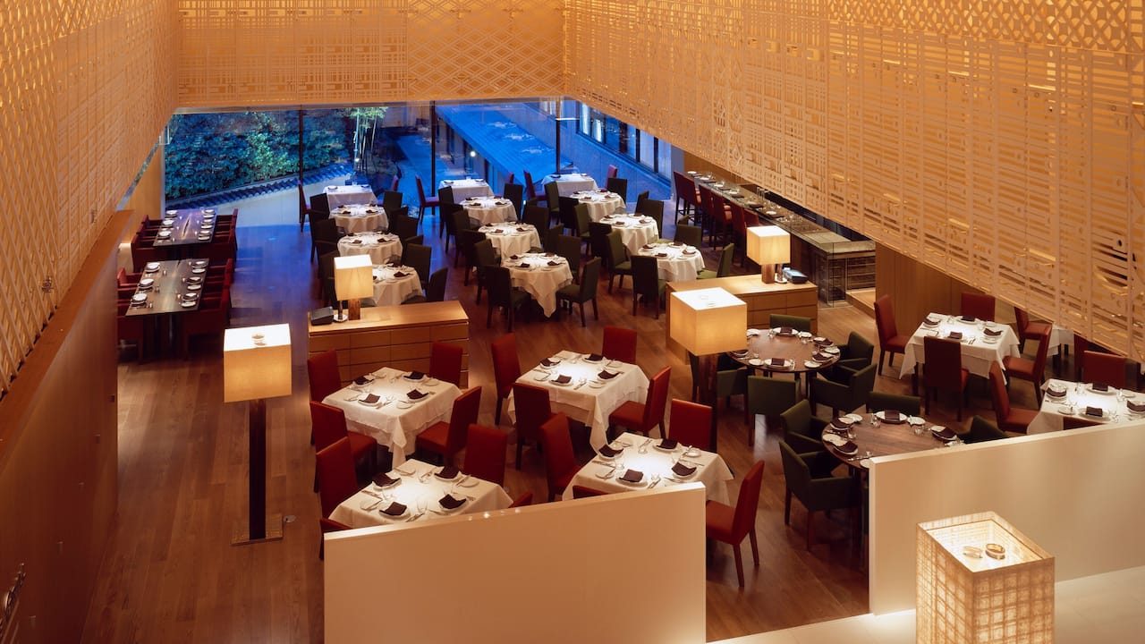 The Grill dining