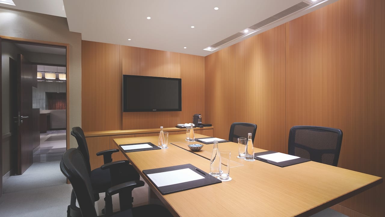 Business Meeting Room
