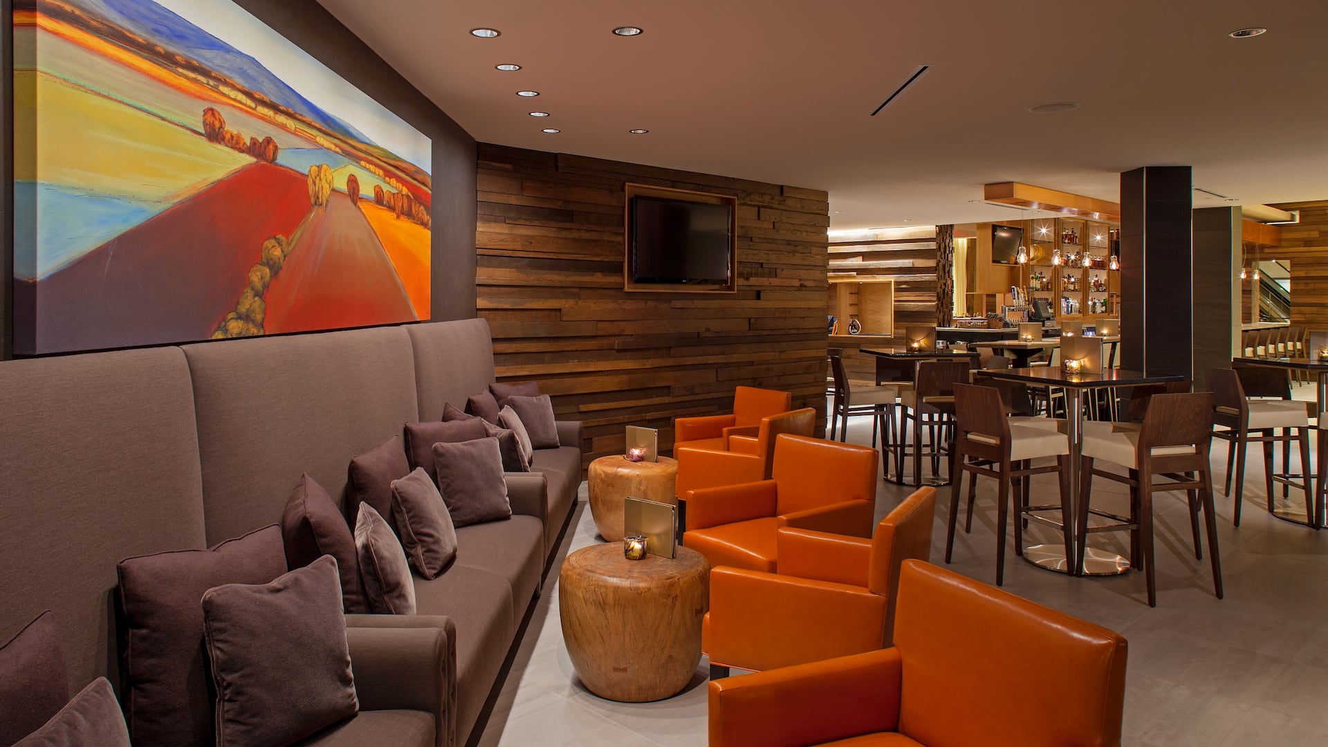 Hyatt Regency Louisville Sway Bar
