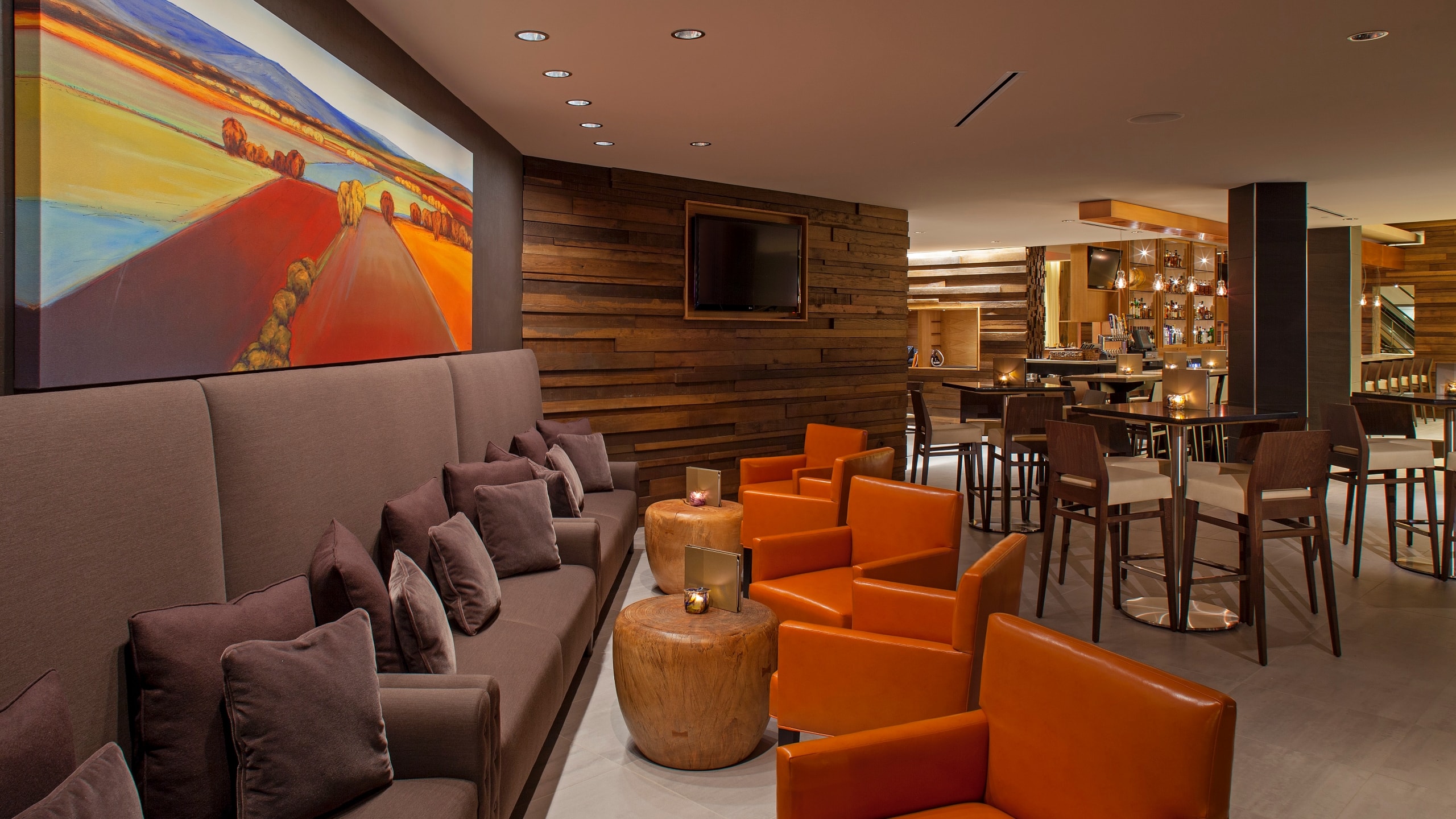 Hyatt Regency Louisville Sway Bar
