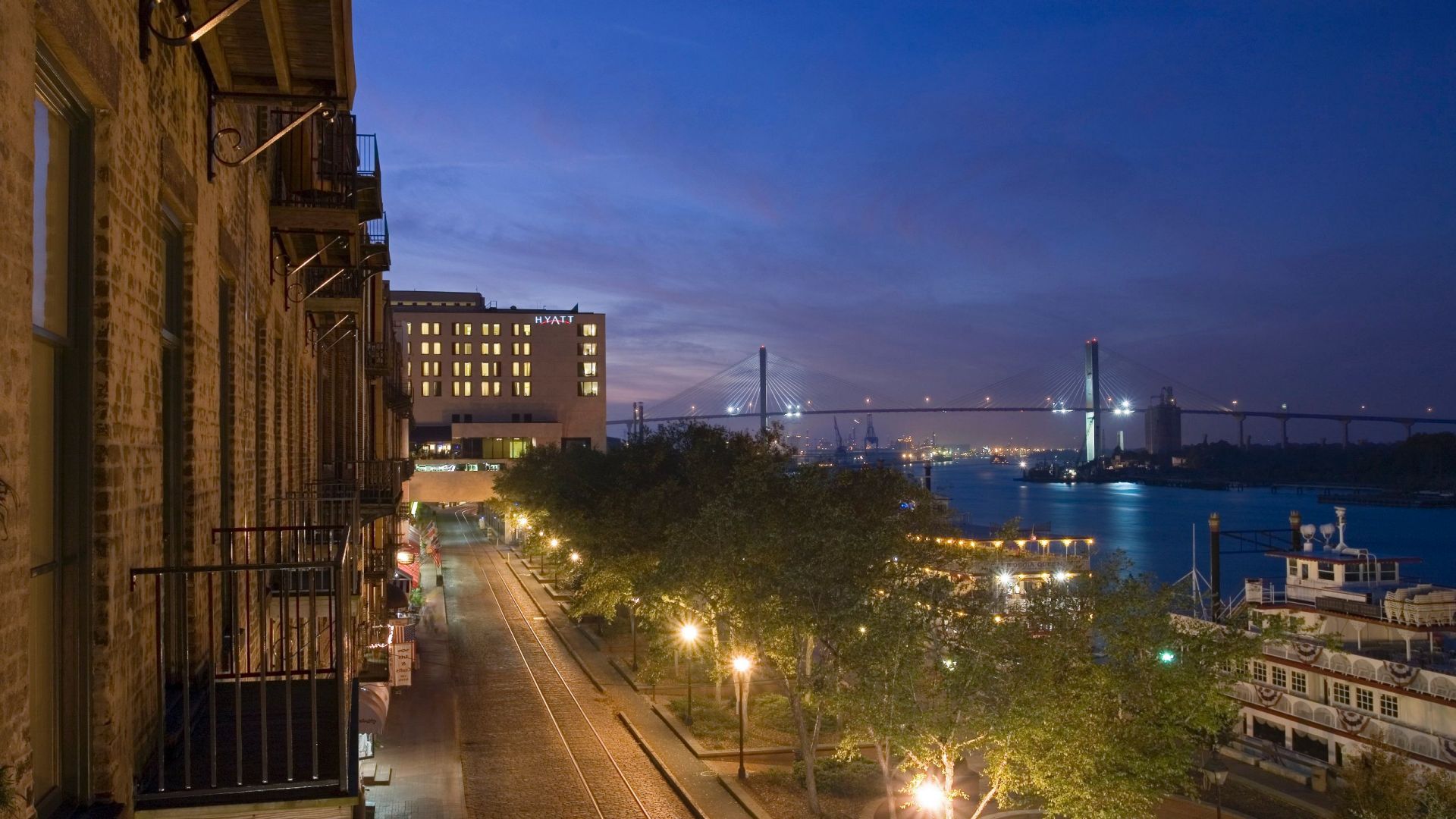 Riverfront Hotel Downtown Savannah Hyatt Regency Savannah