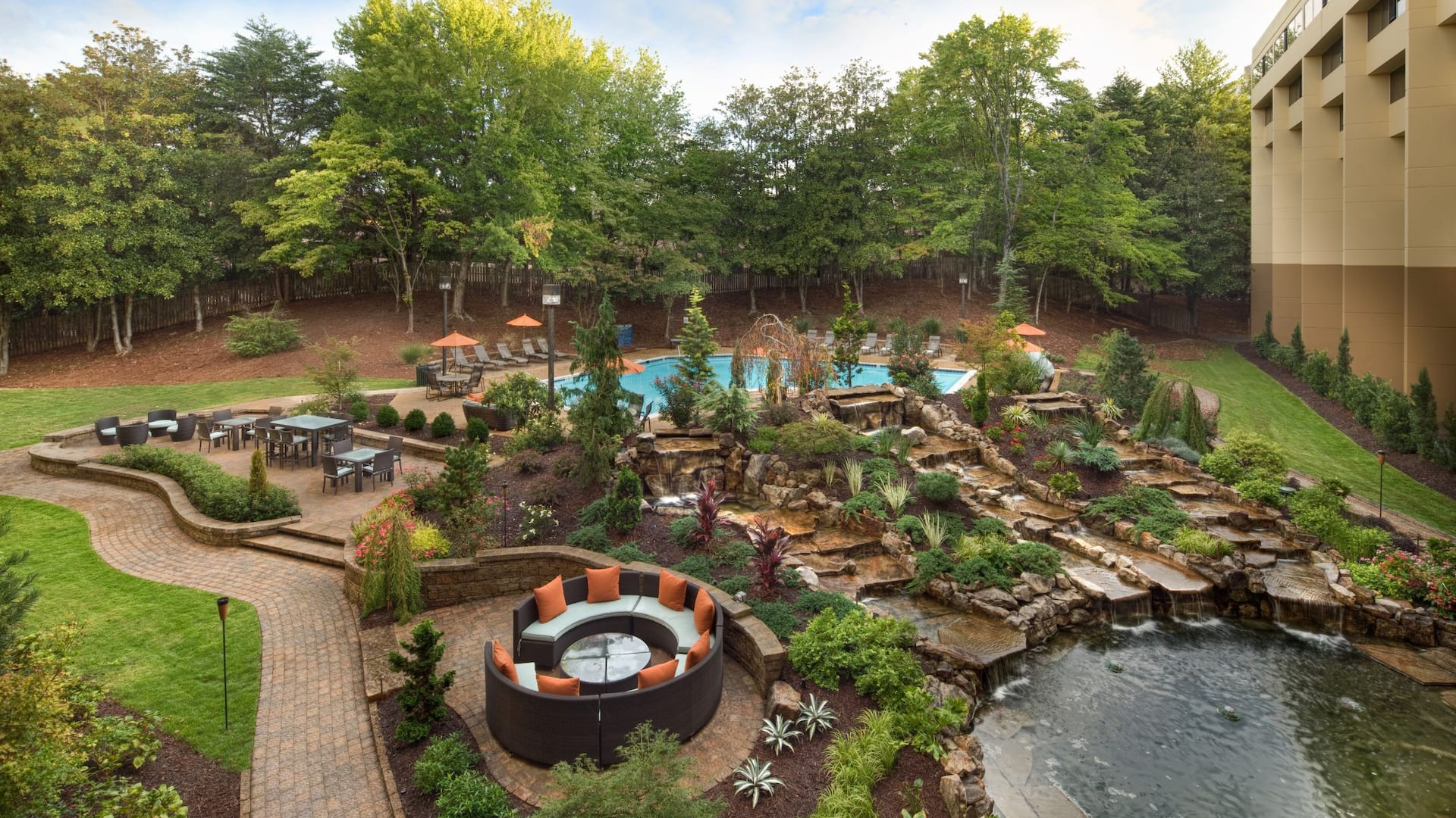 Hyatt Regency Suites Atlanta Northwest Garden