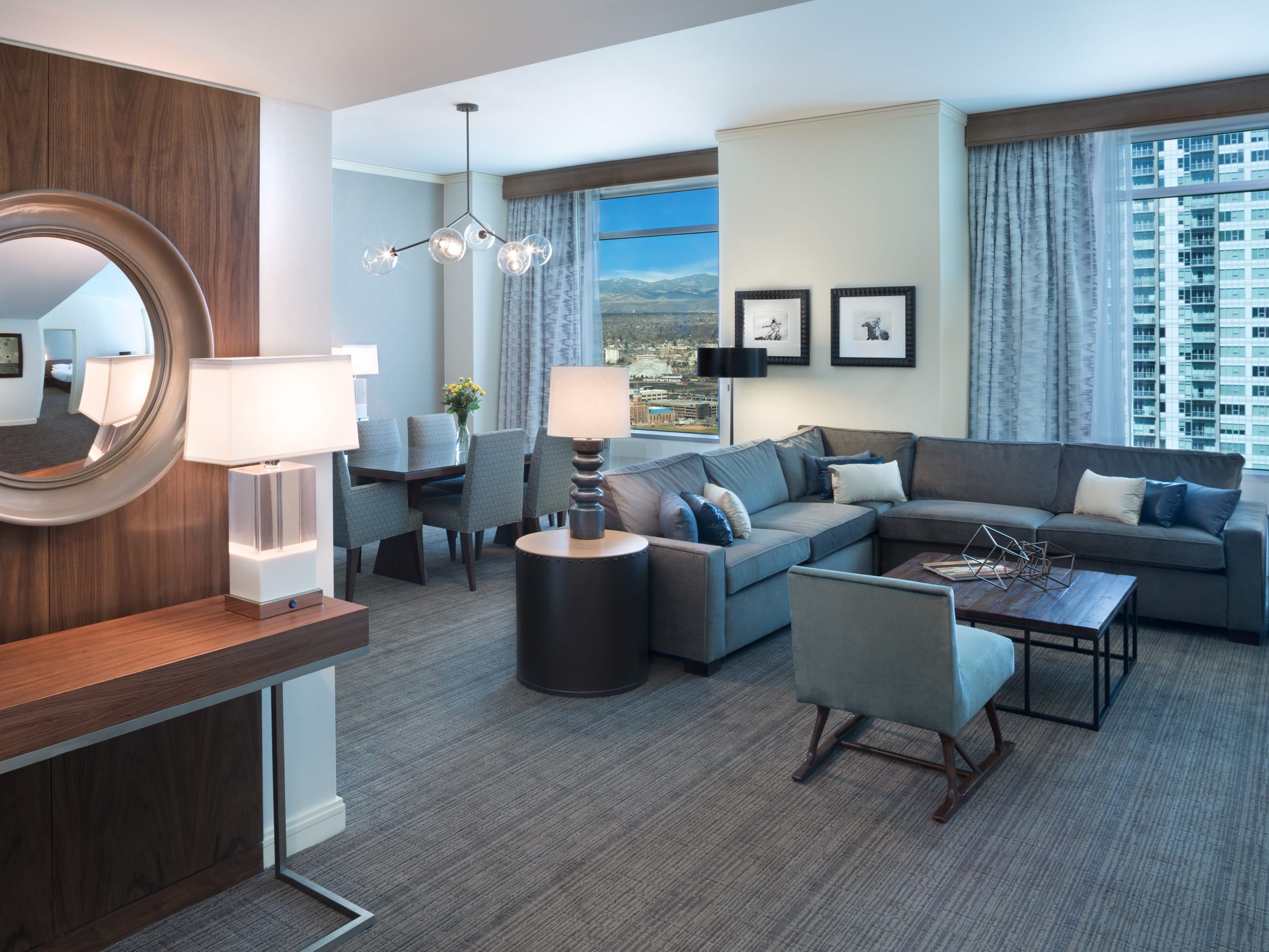 Downtown Denver hotel with suite at Hyatt Regency Denver