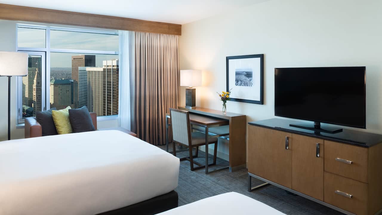 Denver hotel with club room at Hyatt Regency Denver