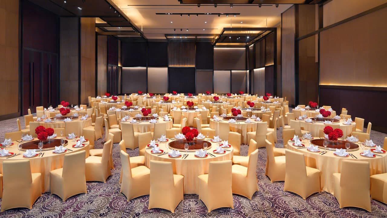 Banquet hall