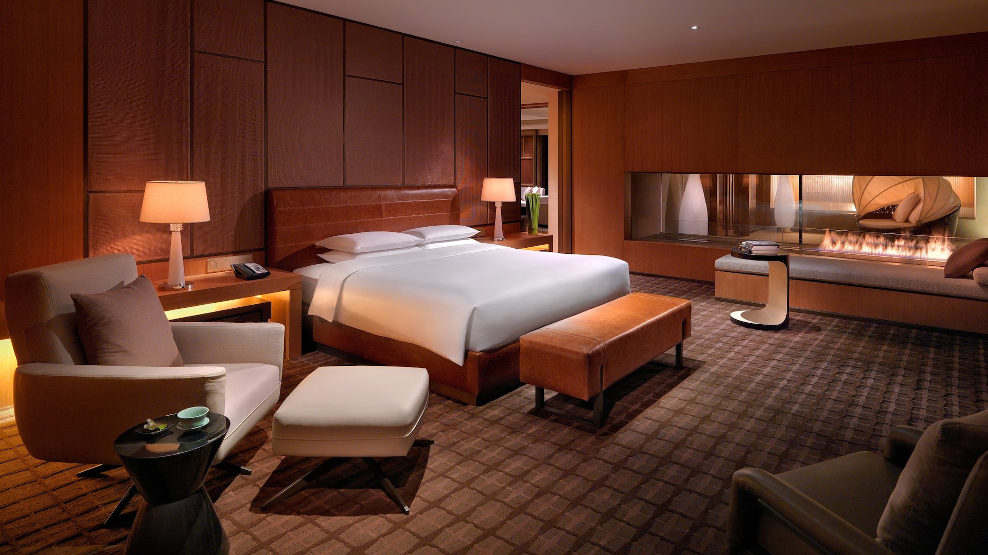 Hyatt Regency Tianjin East Chairman Suite Bedroom