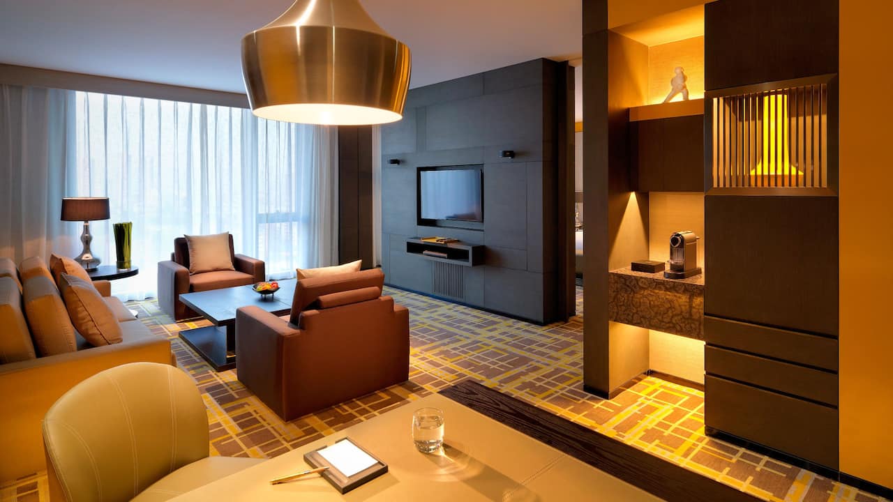 Regency Suite living room