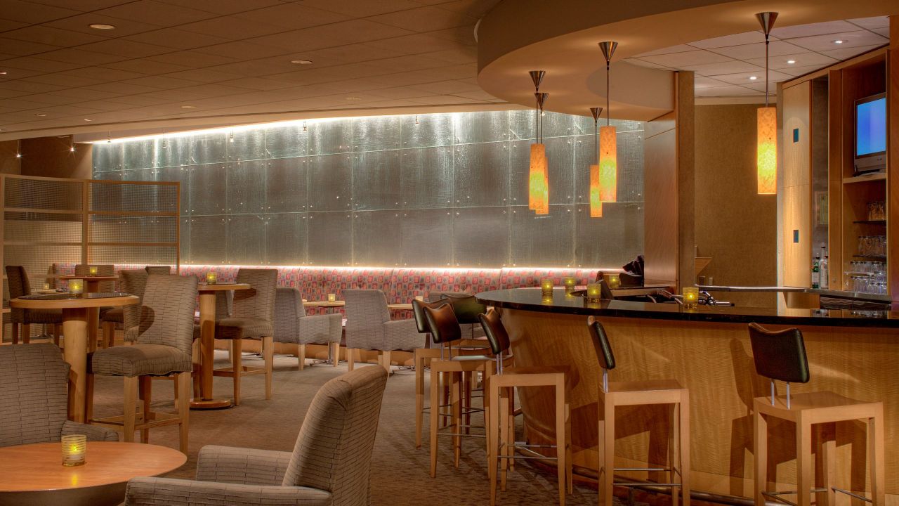 Comfortable Pittsburgh Airport Hotel Hyatt Regency Pittsburgh Airport