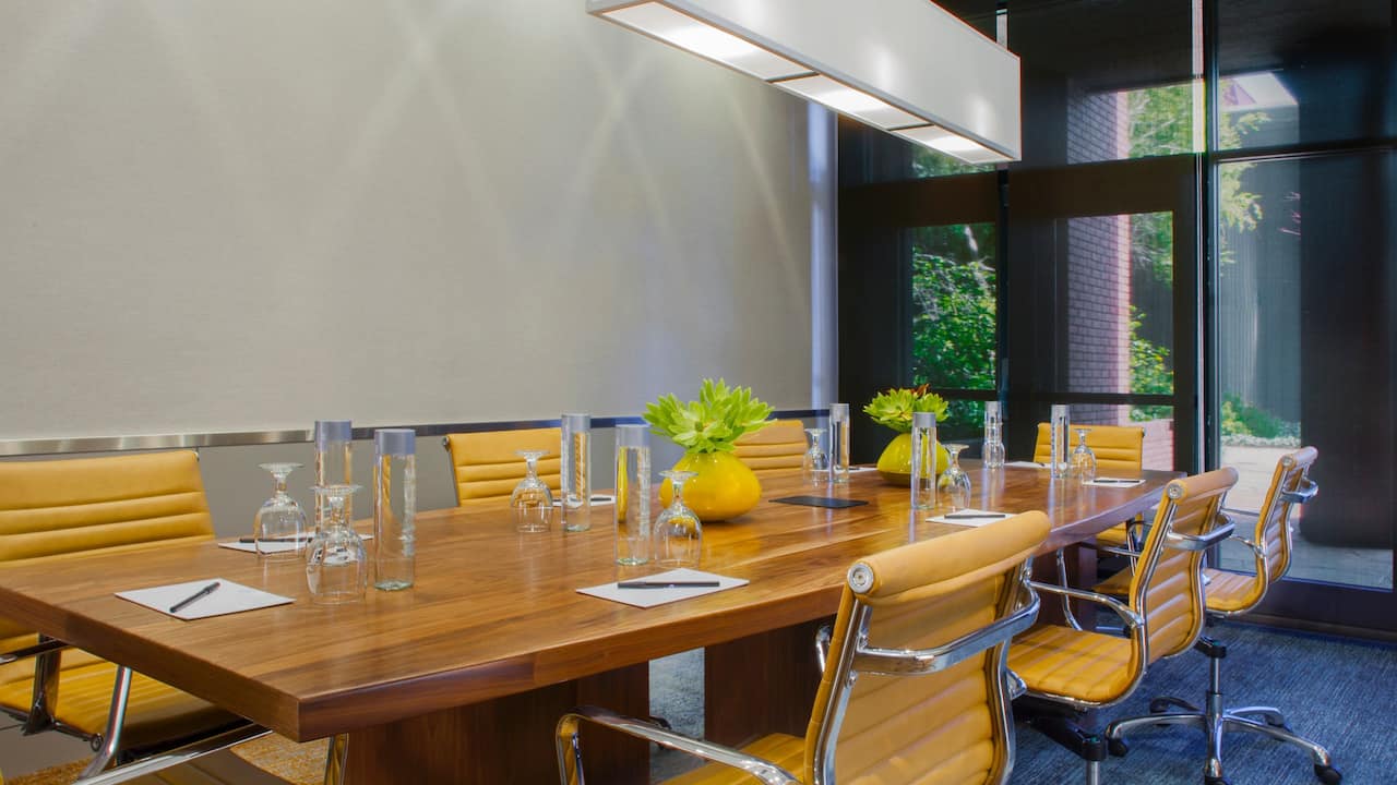 Presidio Boardroom