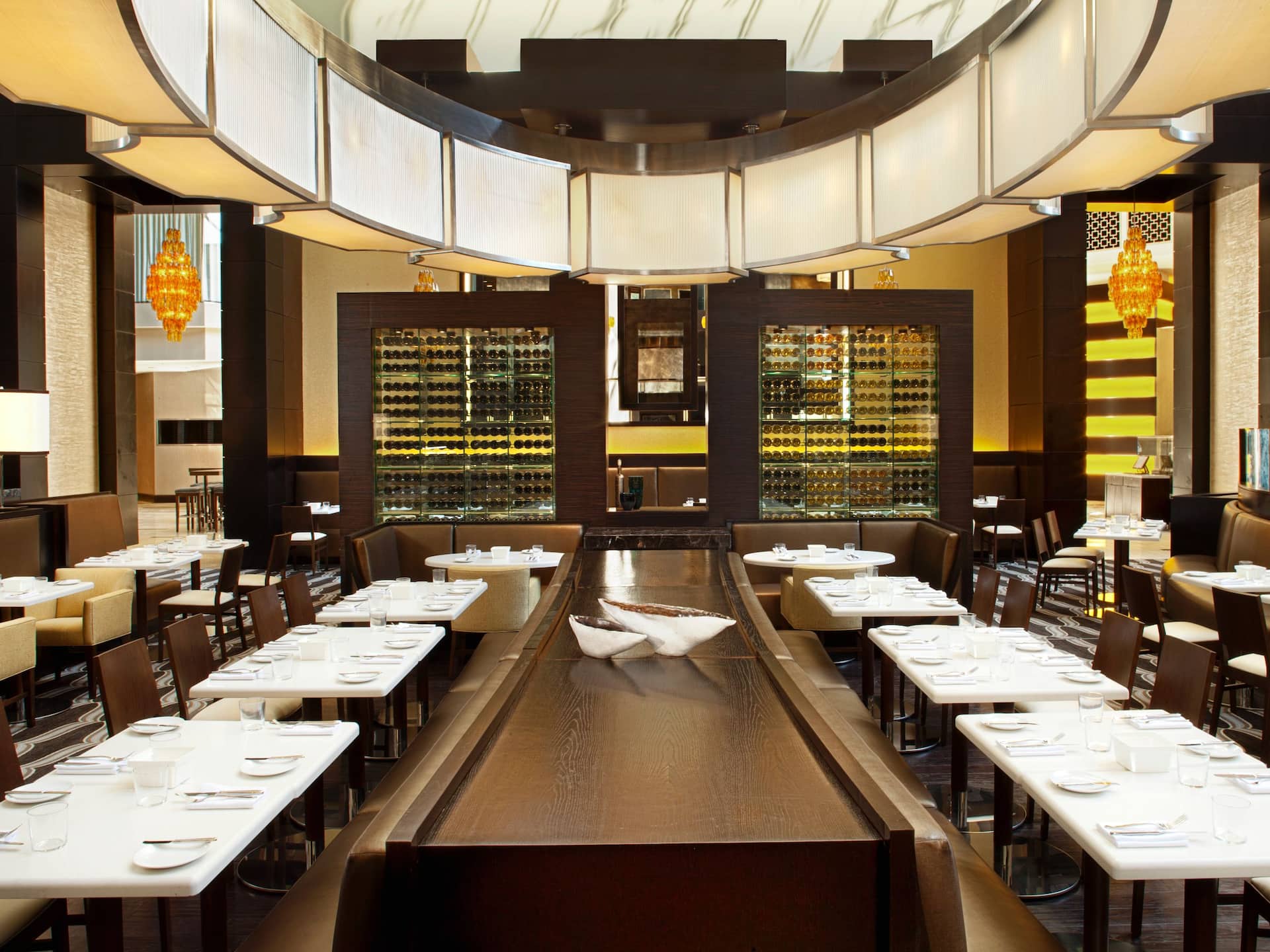 Hyatt Regency New Orleans 8 Block Restaurant