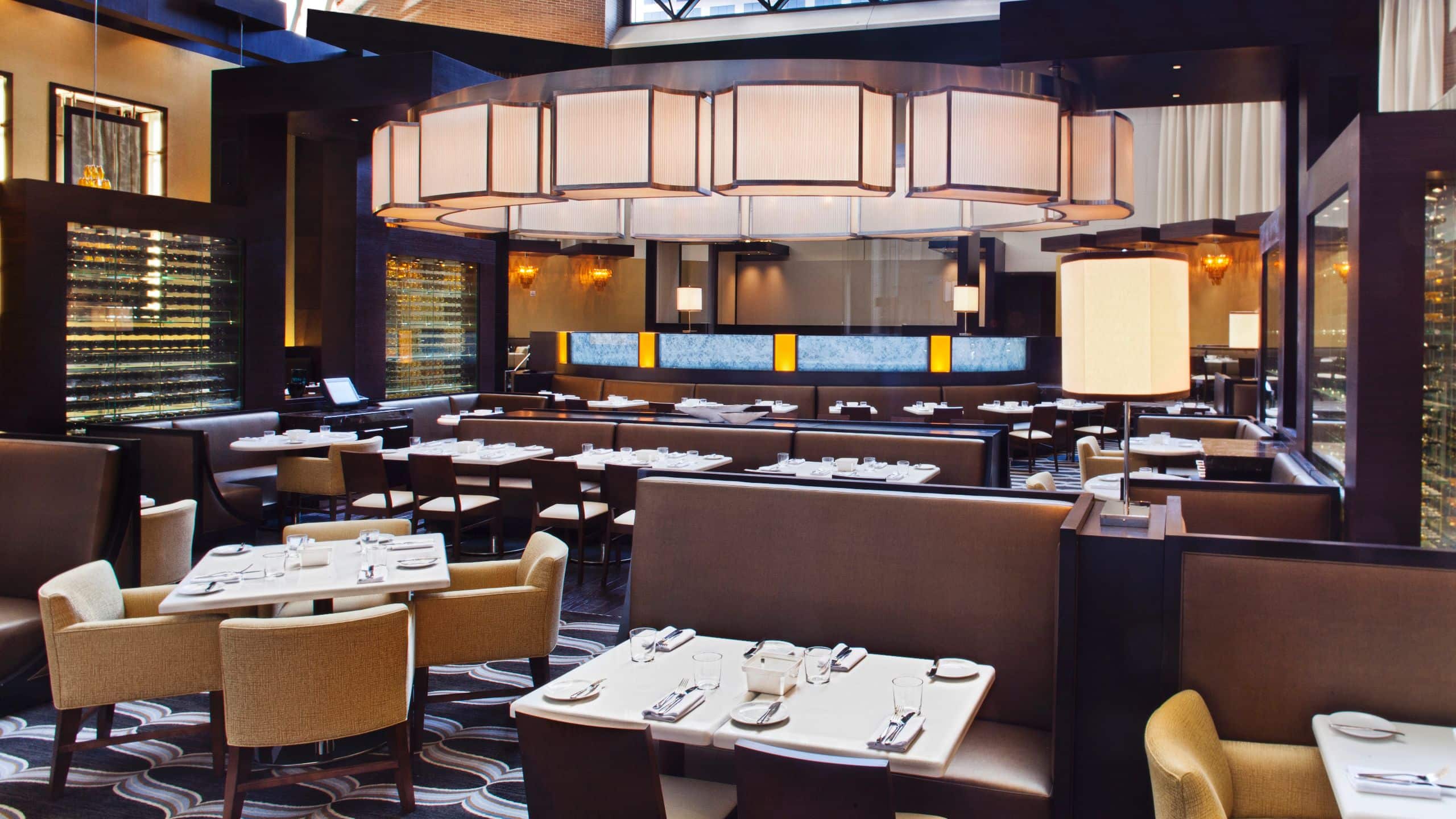 Hyatt Regency New Orleans 8 Block Restaurant