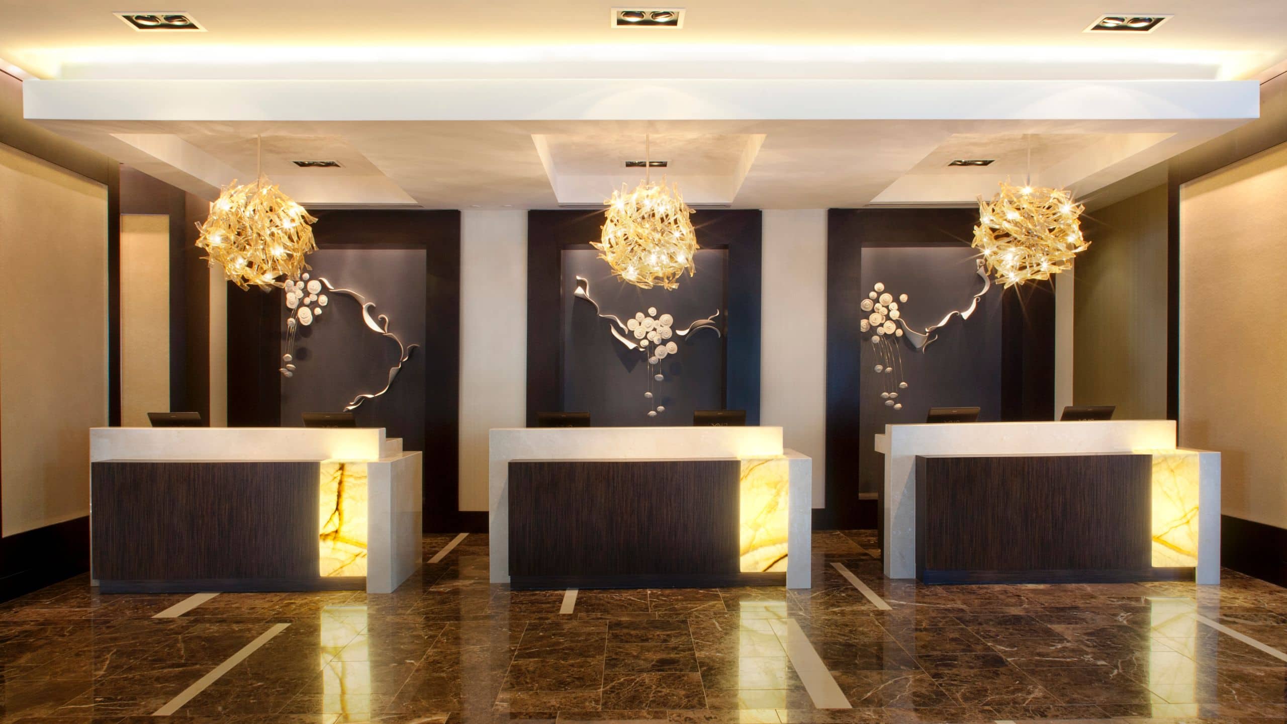 Hyatt Regency New Orleans Front Desk