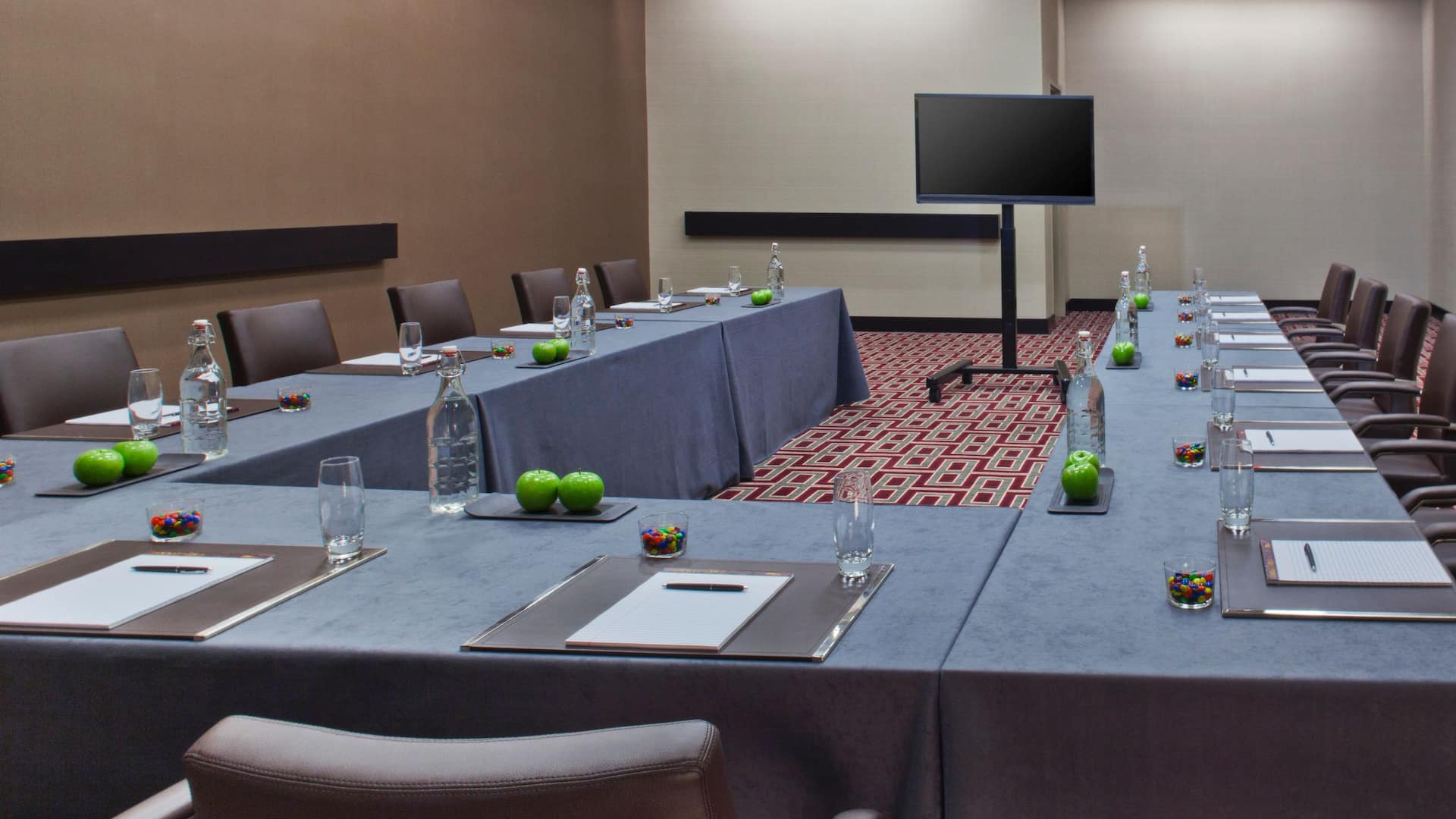 1 of 1 Hyatt Regency New Orleans U Shaped Meeting