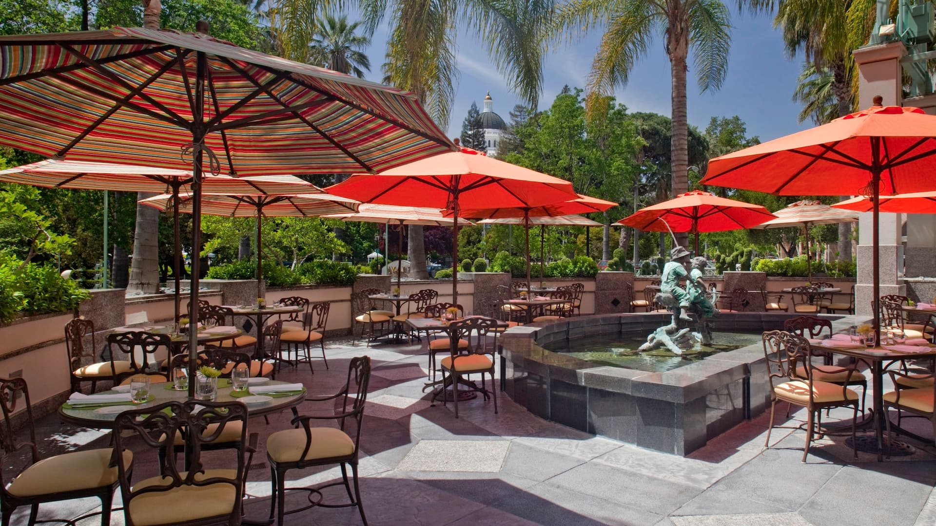 Hyatt Regency Sacramento Vines Patio