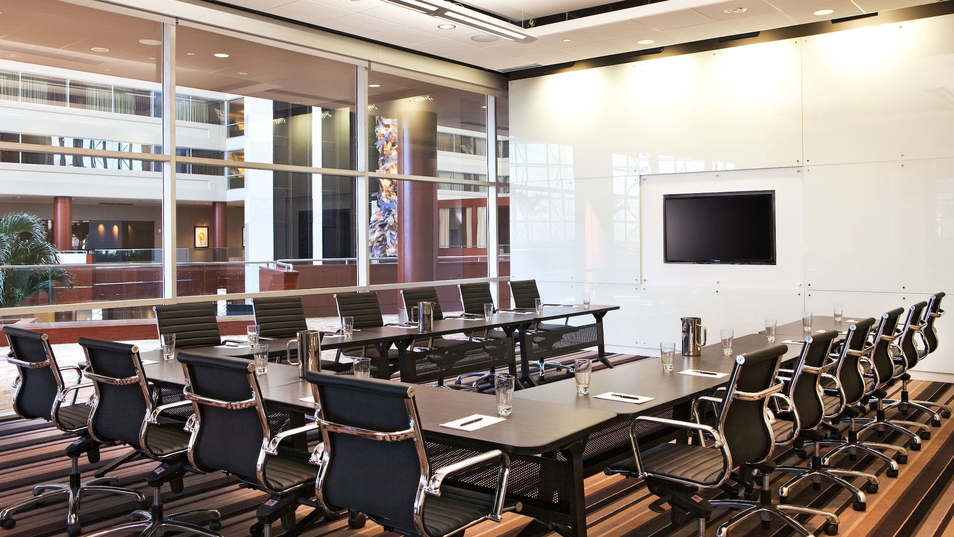 Hyatt Regency Greenville Studio 220 Think Tank