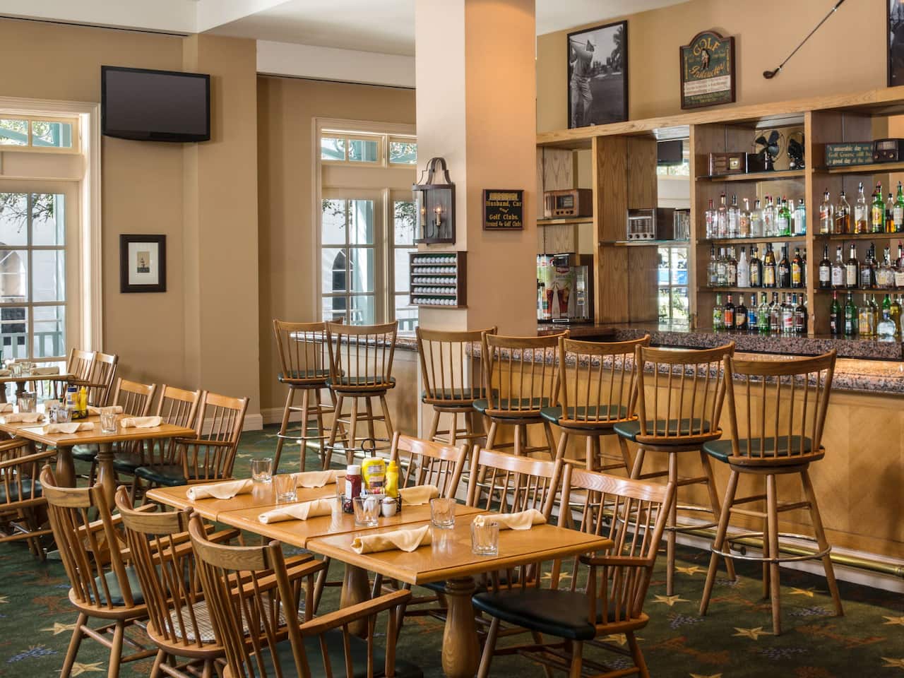 Cactus Oak Bar in San Antonio at Hyatt Regency Hill Country Resort and Spa