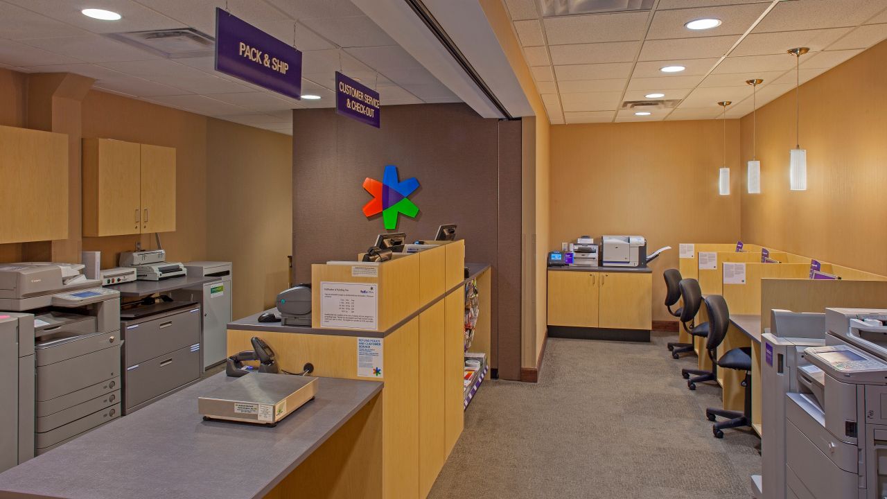 provides business travelers with the convenience of a staffed