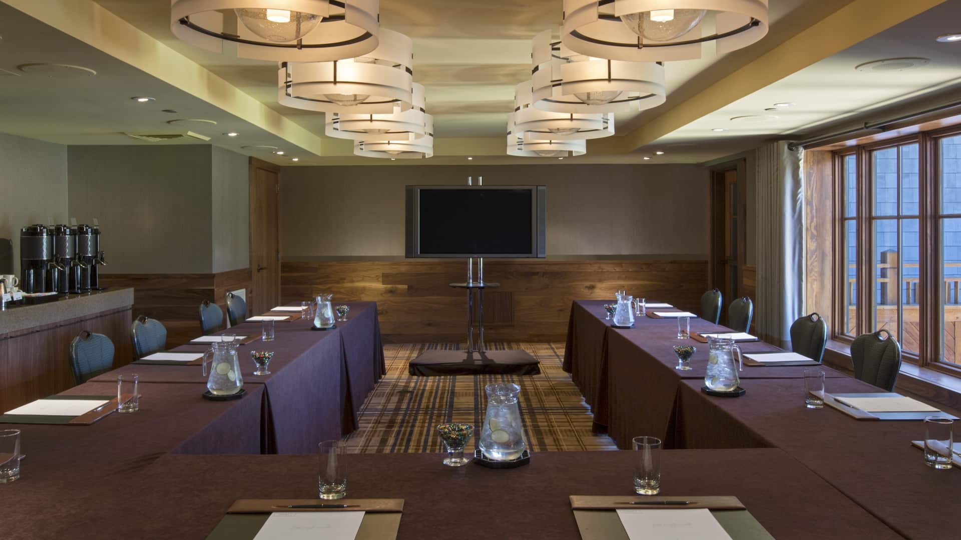 3 of 3 Hyatt Regency Lake Tahoe Resort, Spa and Casino Pyramid Peak Meeting Room