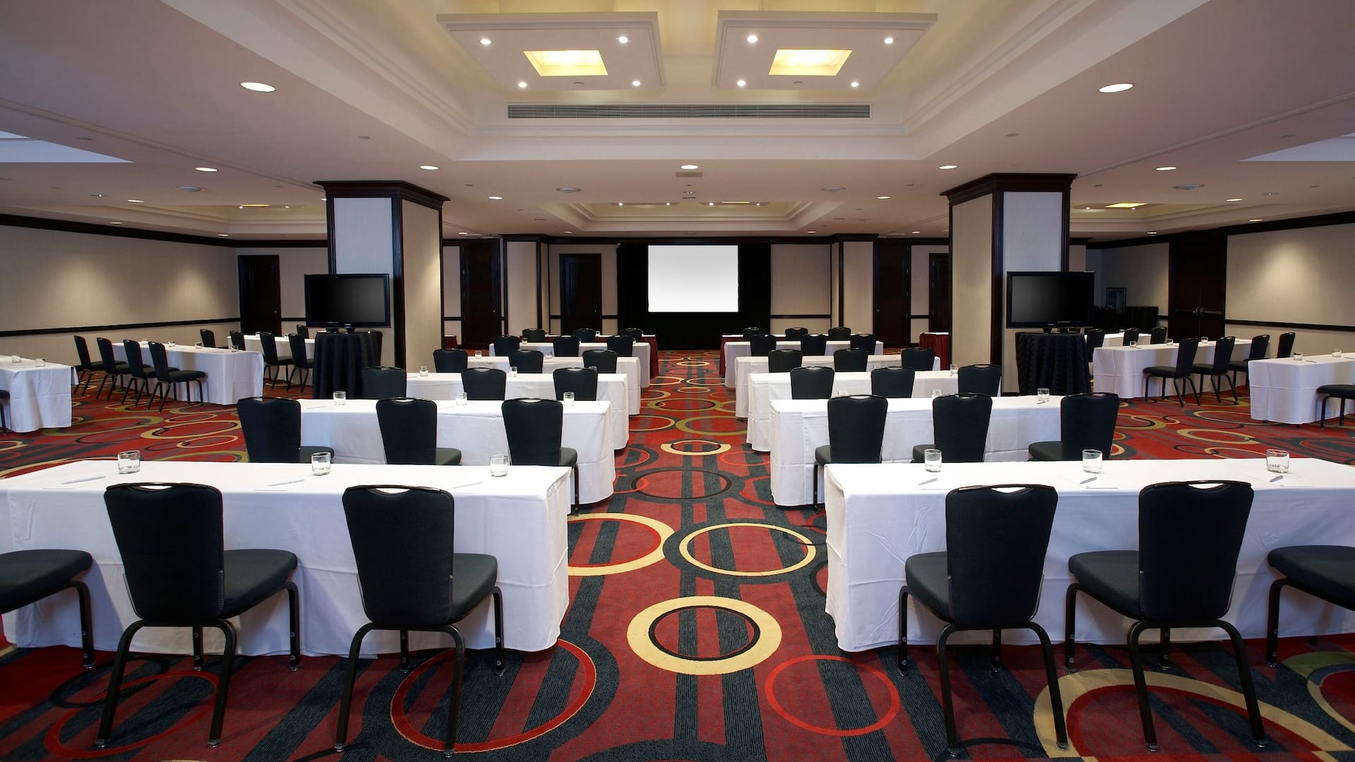 1 of 1 Hyatt Regency Toronto Ballroom Classroom