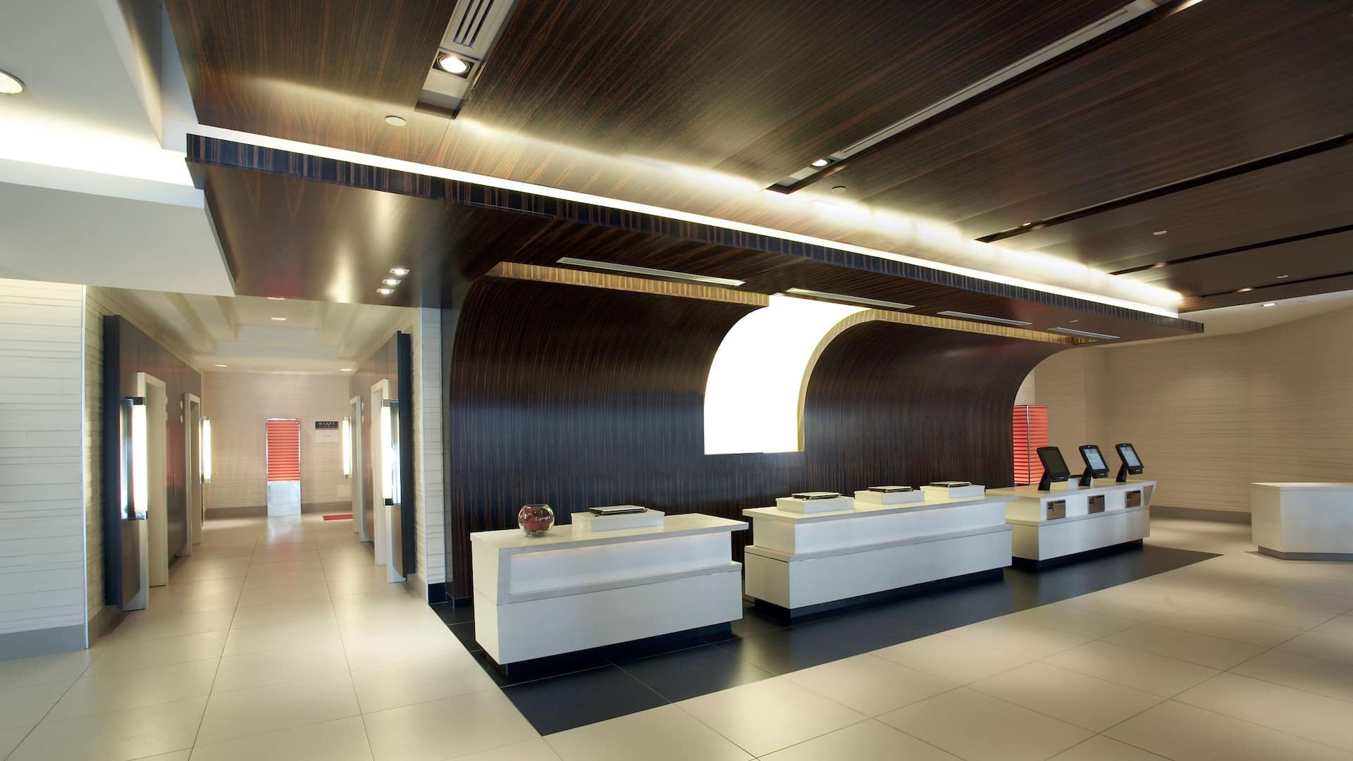 Hyatt Regency Toronto Front Desk