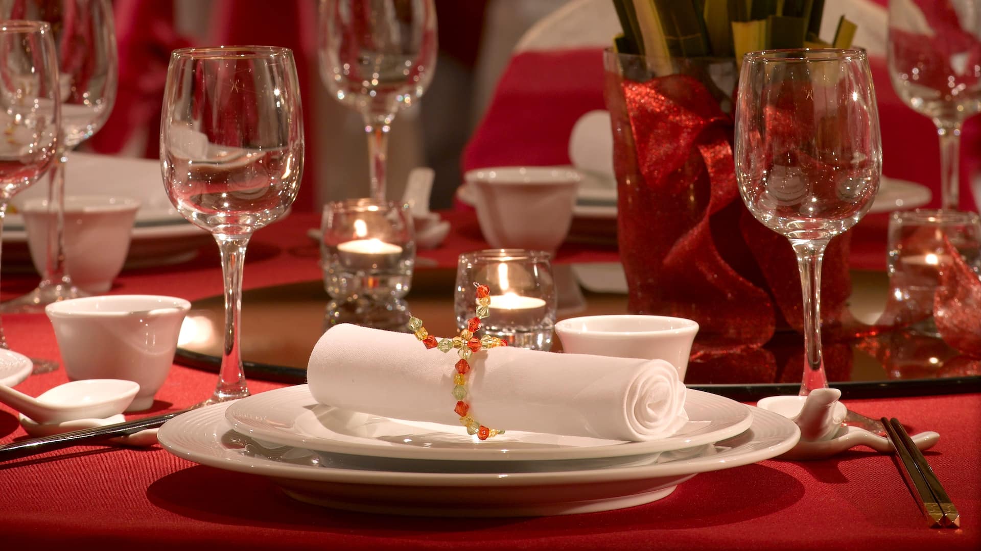 1 daripada 3 Hyatt Regency Kinabalu Ballroom Table Detail