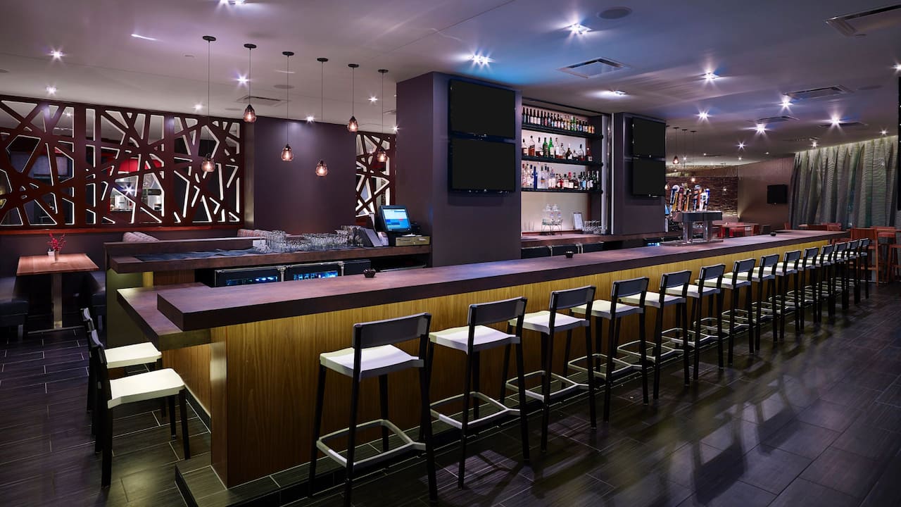 Hyatt Regency Cincinnati Bar in Downtown Cincinnati