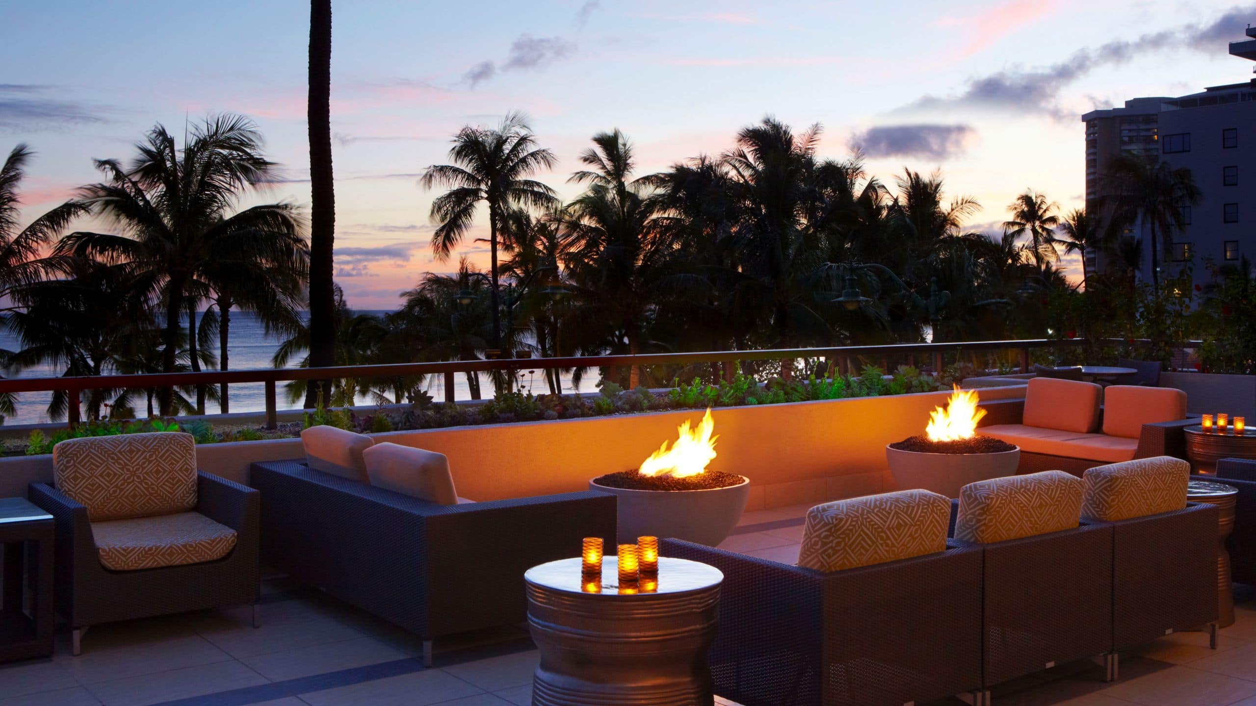 Hyatt Regency Waikiki Beach Resort and Spa Regency Club Firepots