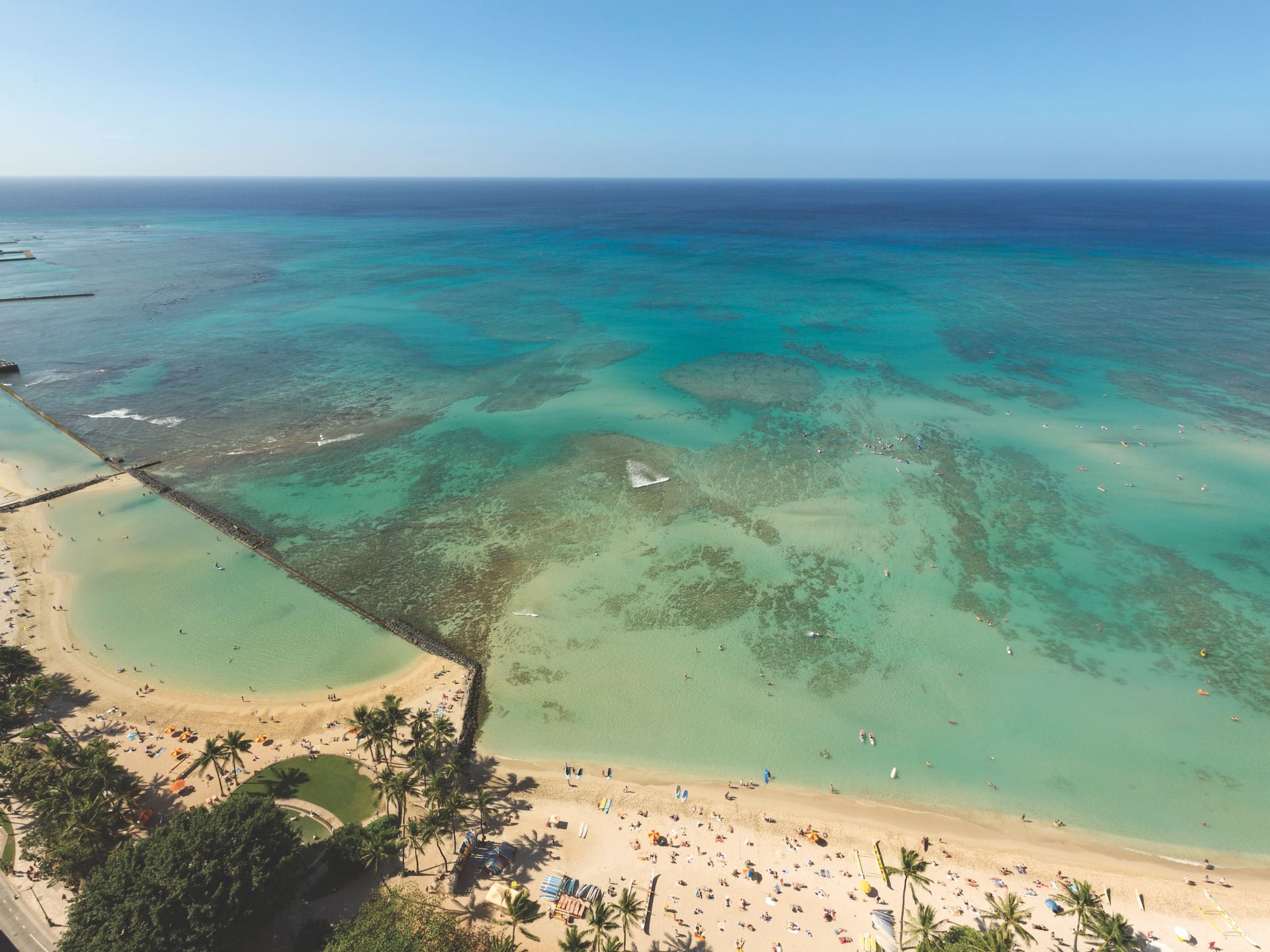 Hyatt Regency Waikiki Beach Resort and Spa Rooftop