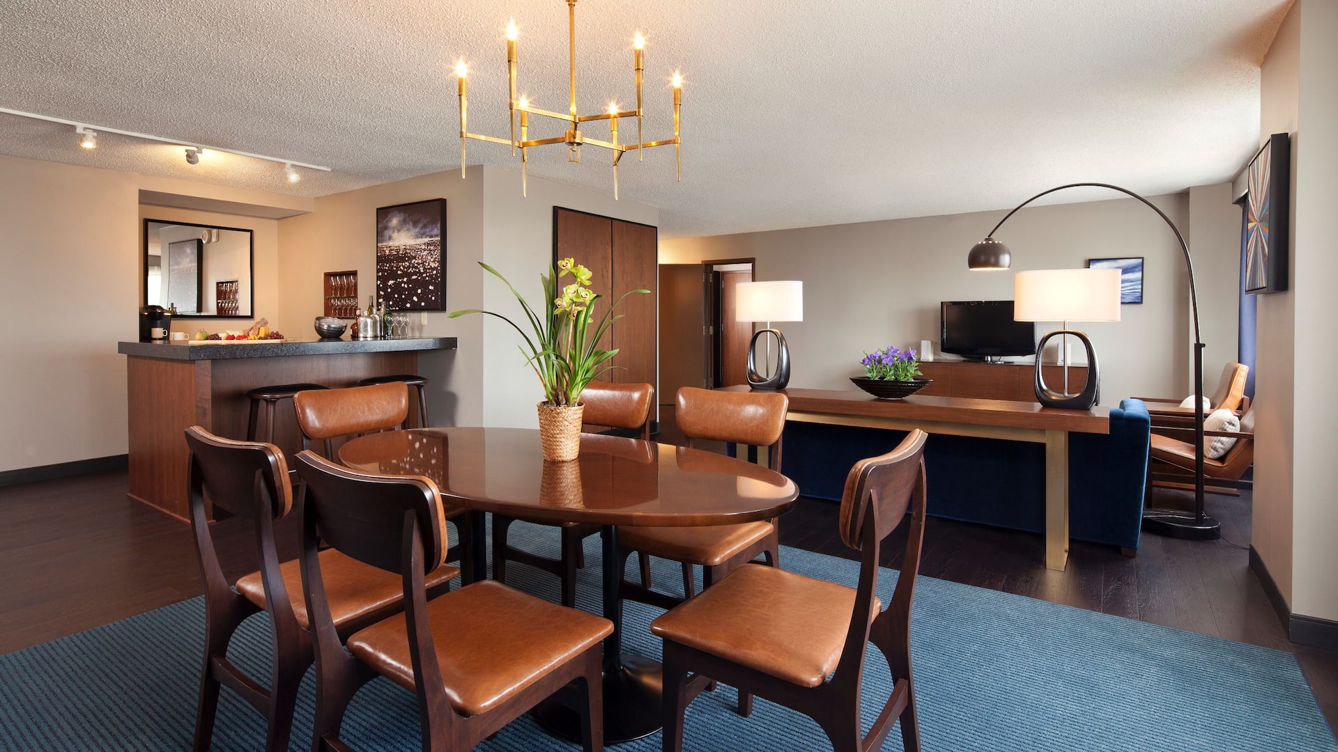 Hyatt Regency Minneapolis VIP Suite