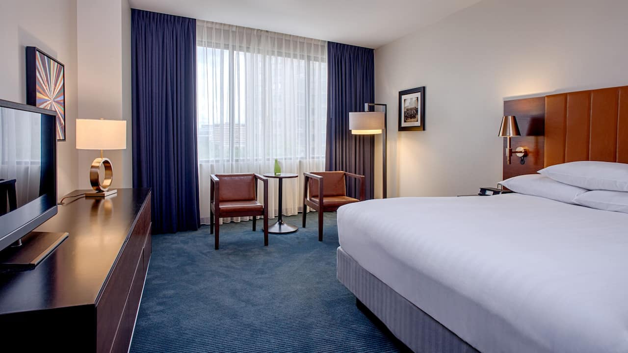 Hotel room in Minneapolis near Target Center